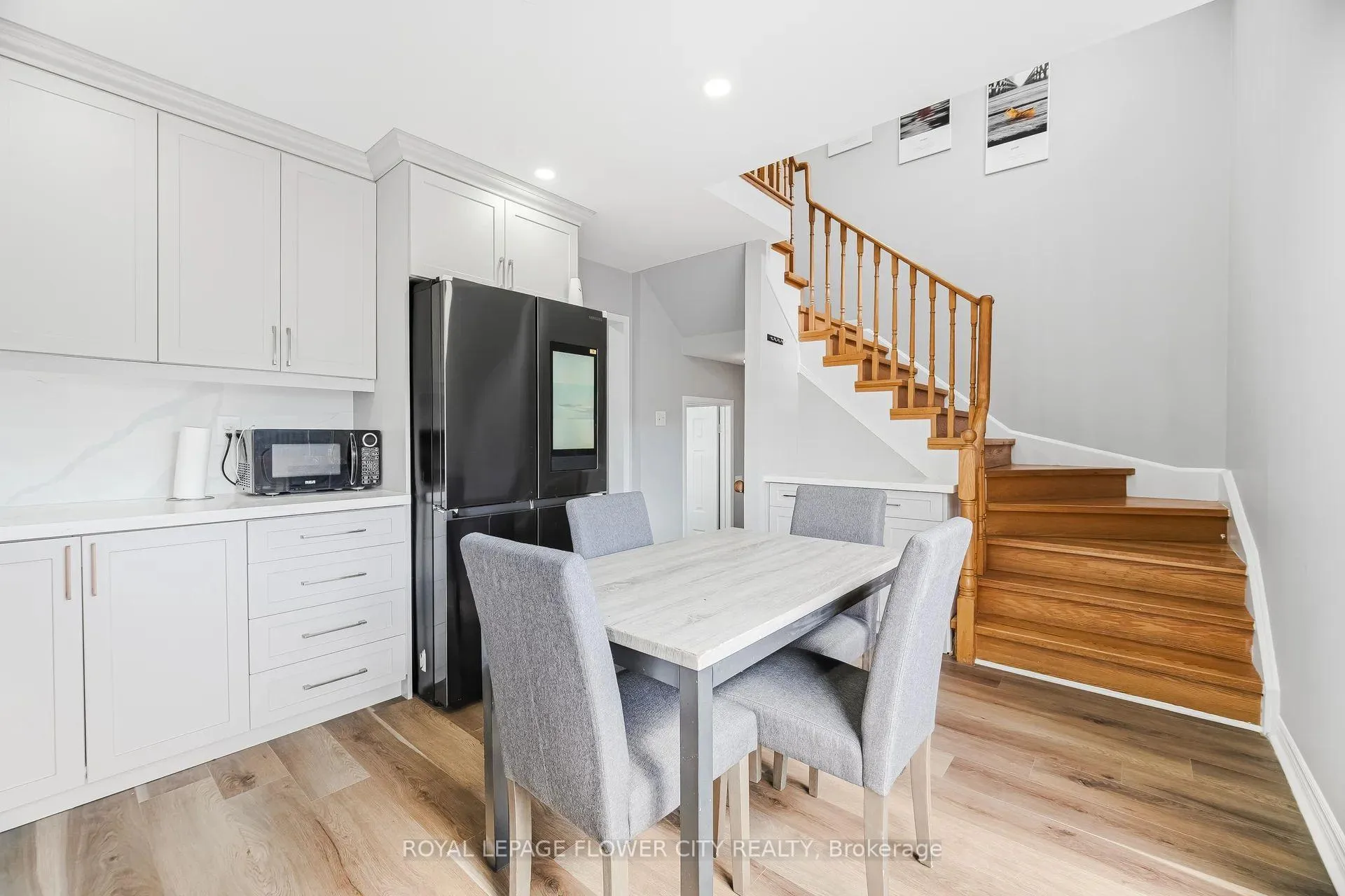 Photo 23 of 95 Osborn Avenue, Brantford, Shellard Lane — HOMEH
