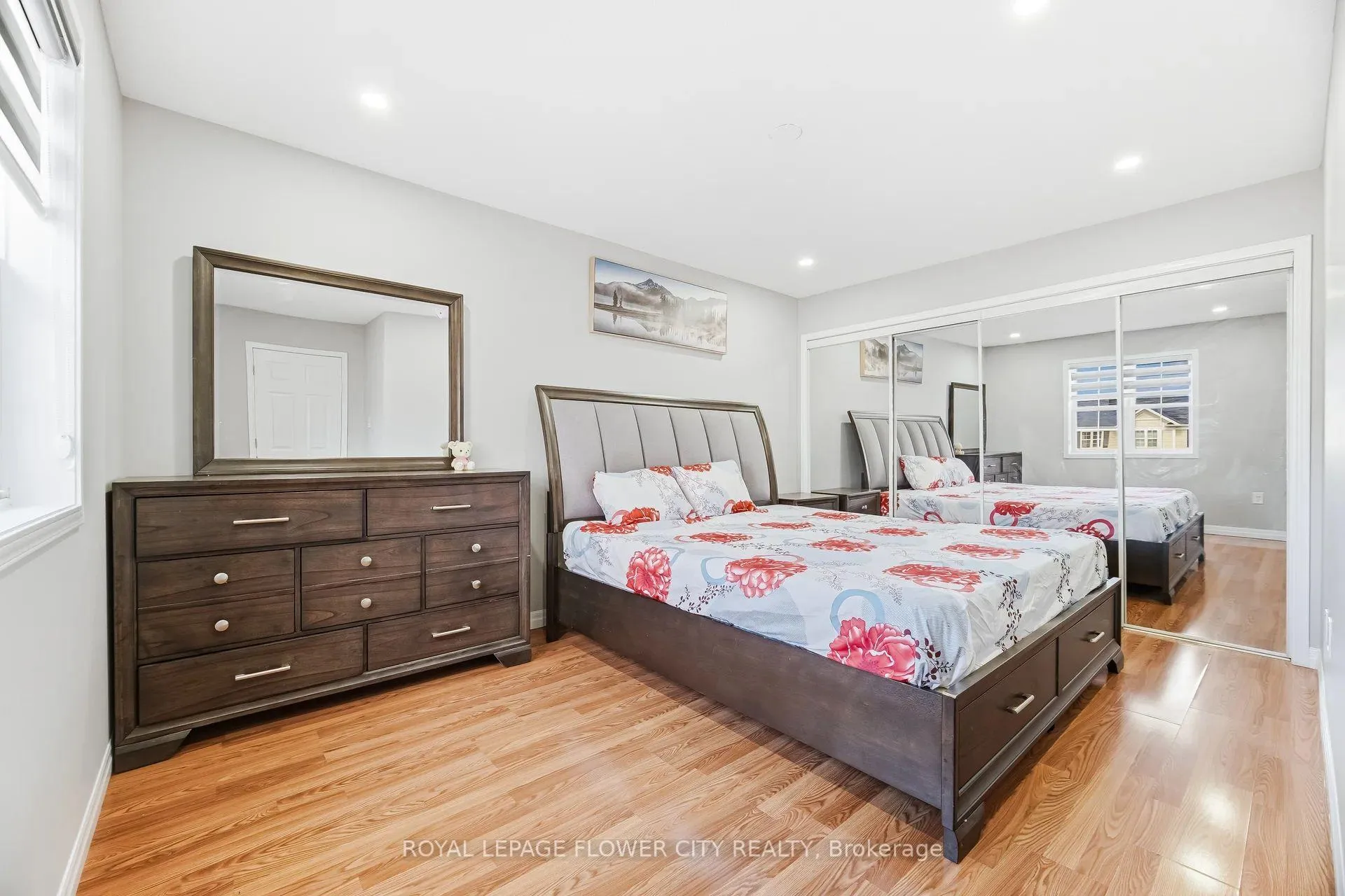 Photo 28 of 95 Osborn Avenue, Brantford, Shellard Lane — HOMEH
