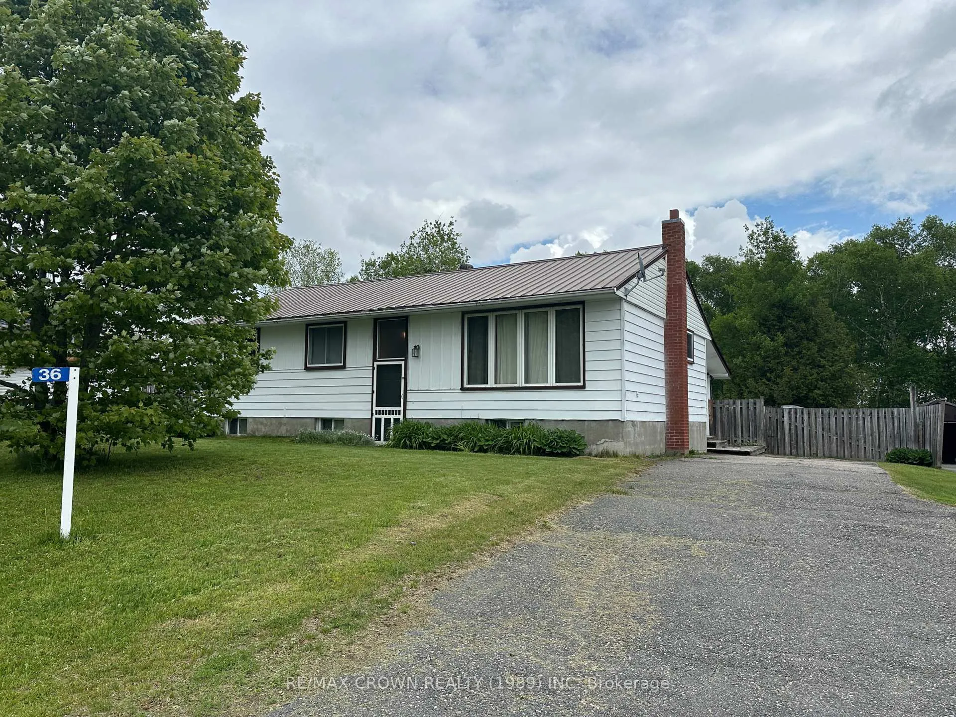 Photo 1 of 36 Birch Crescent, Temagami — HOMEH