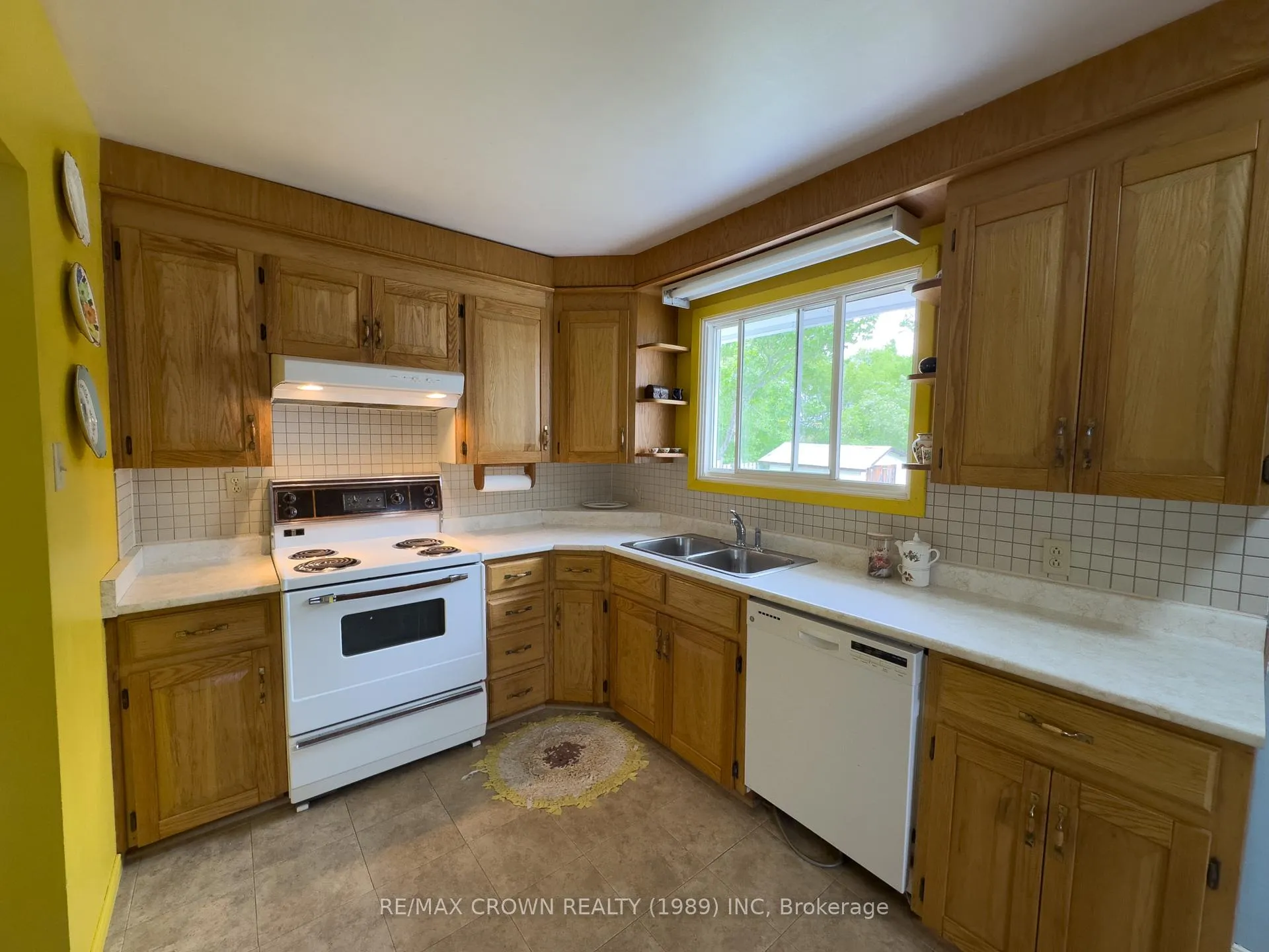 Photo 12 of 36 Birch Crescent, Temagami — HOMEH