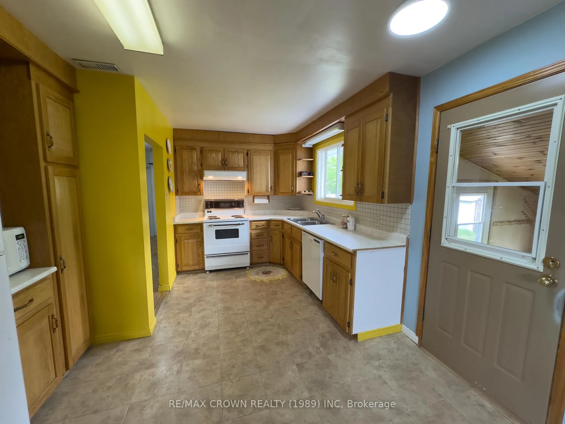 Photo 13 of 36 Birch Crescent, Temagami — HOMEH