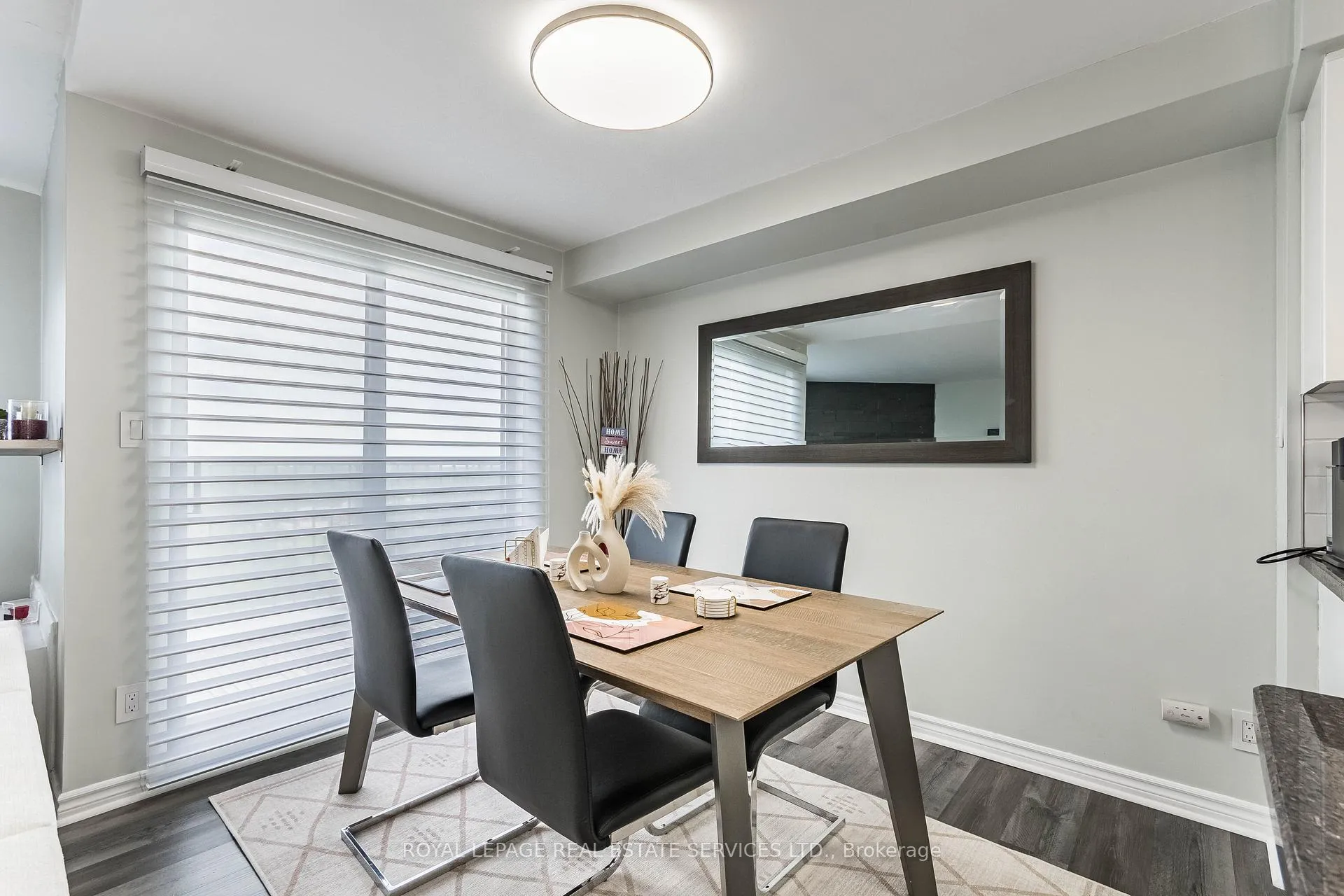 Photo 9 of Unit 619, 1000 Cedarglen Gate, Mississauga, Erindale — HOMEH
