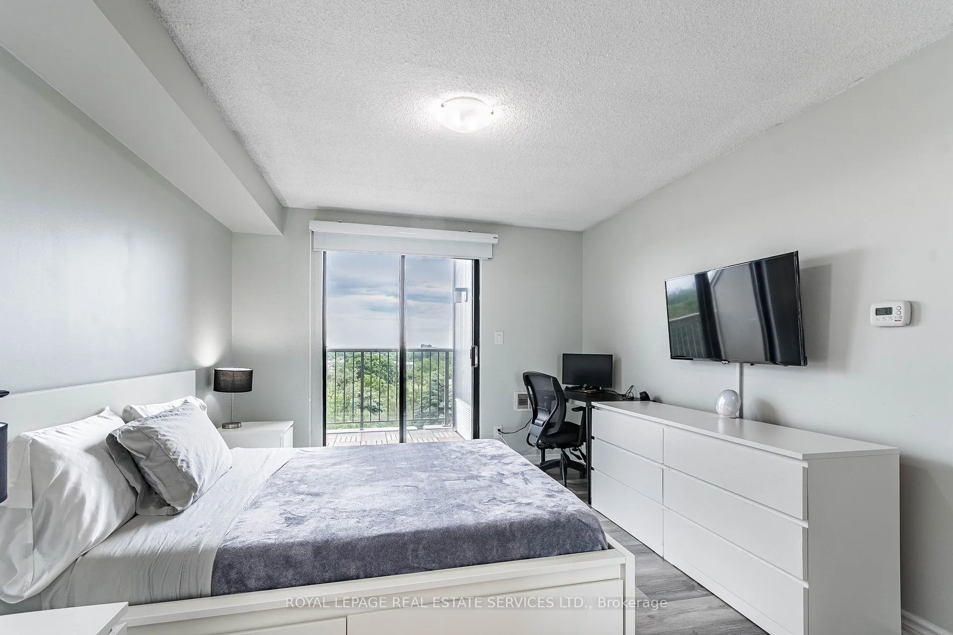 Photo 12 of Unit 619, 1000 Cedarglen Gate, Mississauga, Erindale — HOMEH