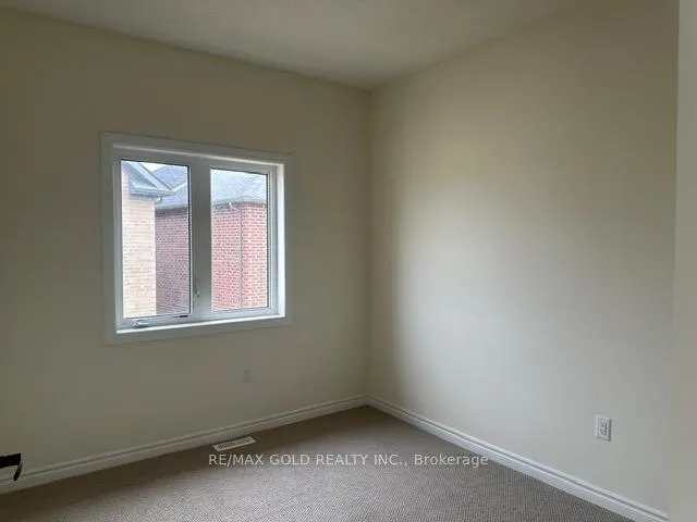 Photo 17 of 75 Arnold Circle, Brampton, Northwest Brampton — HOMEH