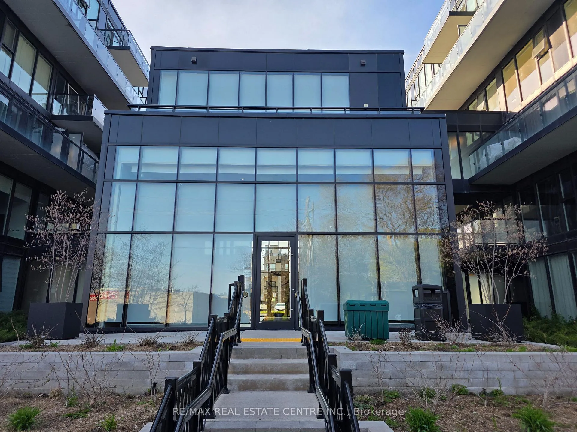 Front of Unit B432, 1119 Cooke Blvd.