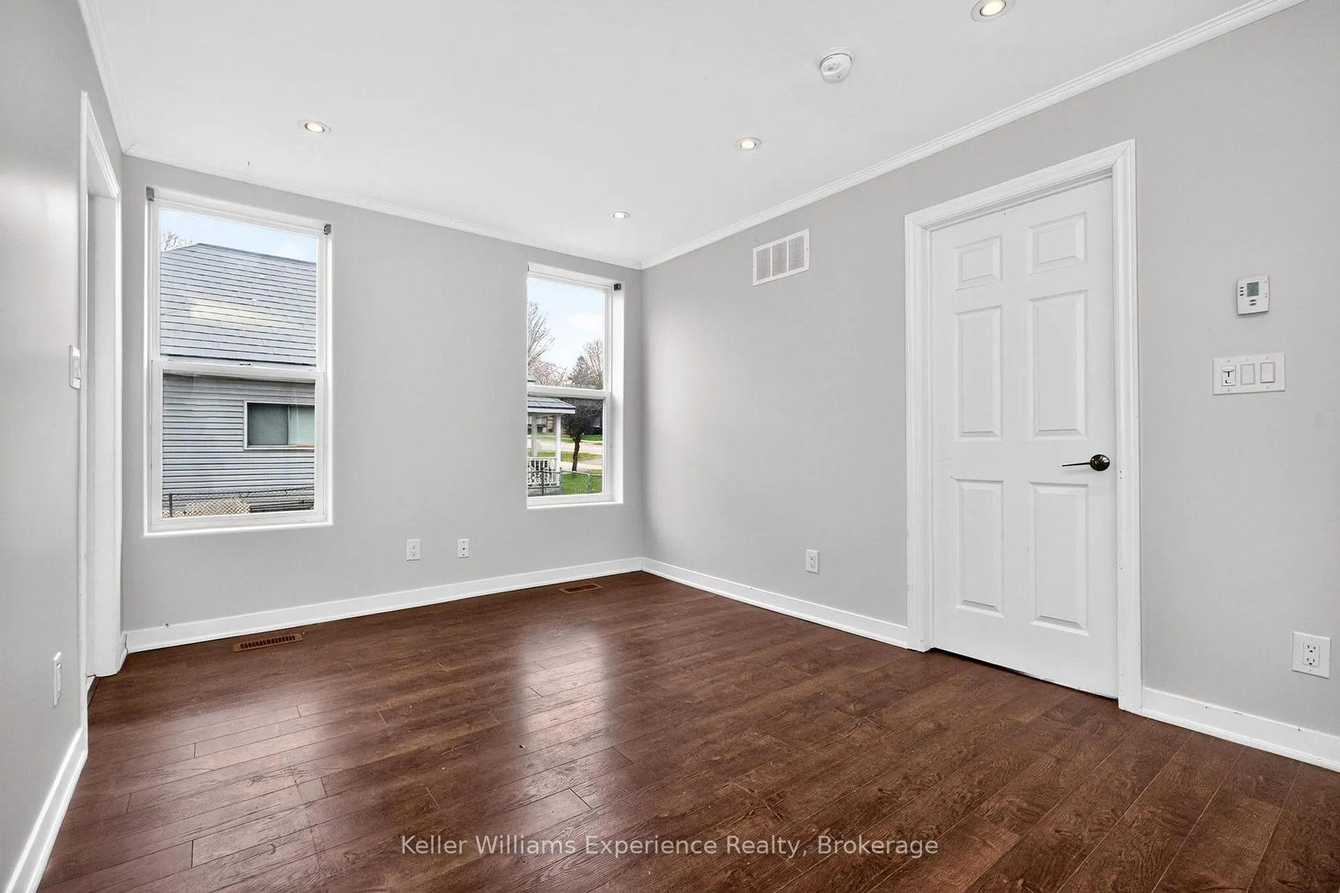 Photo 16 of Unit 2, 295 Bay Street, Midland — HOMEH