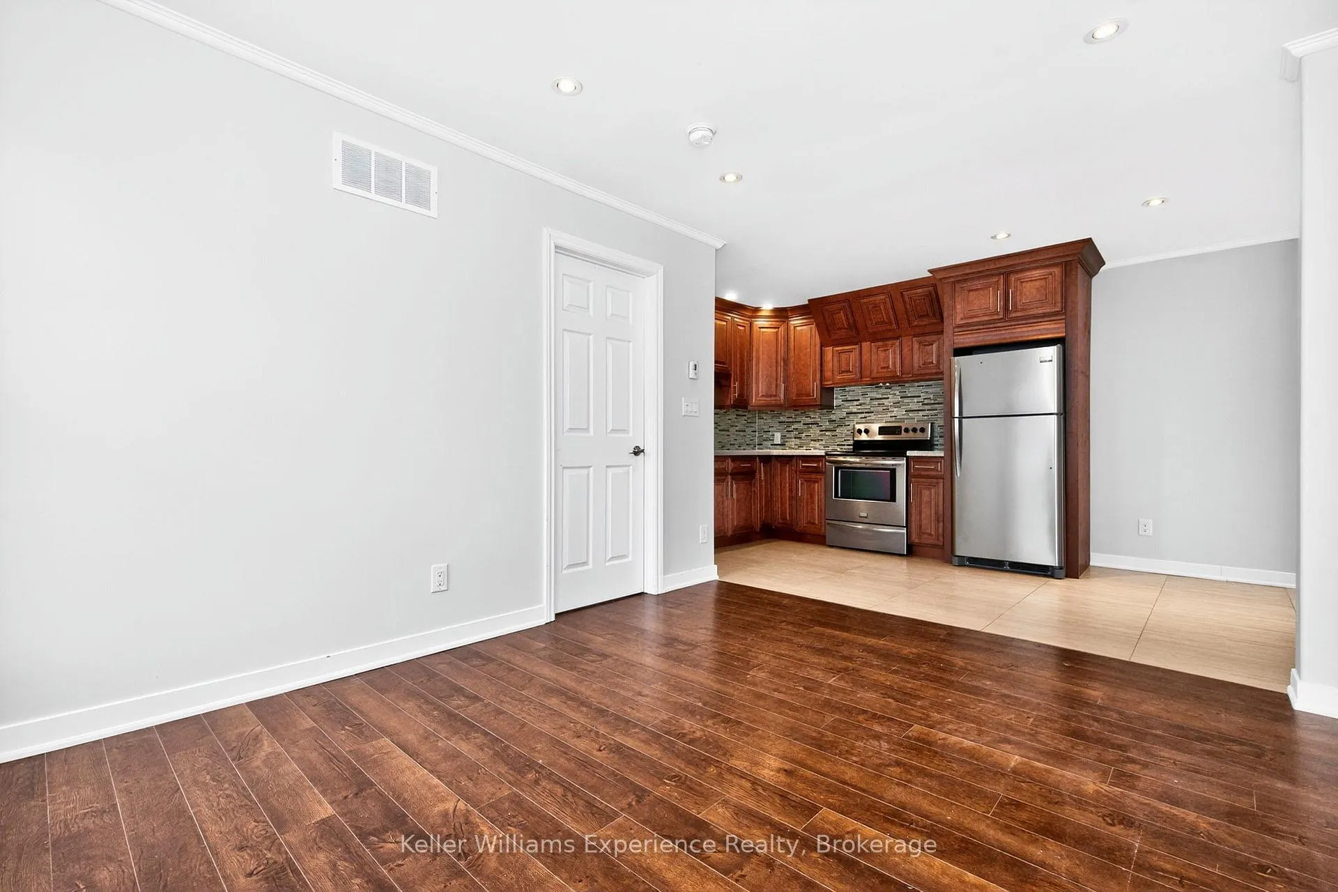 Photo 17 of Unit 2, 295 Bay Street, Midland — HOMEH