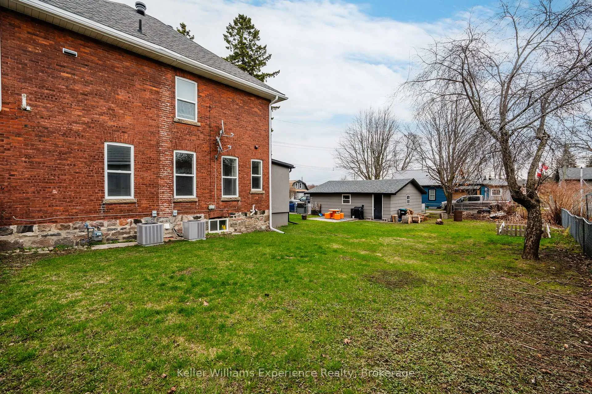 Photo 24 of Unit 2, 295 Bay Street, Midland — HOMEH