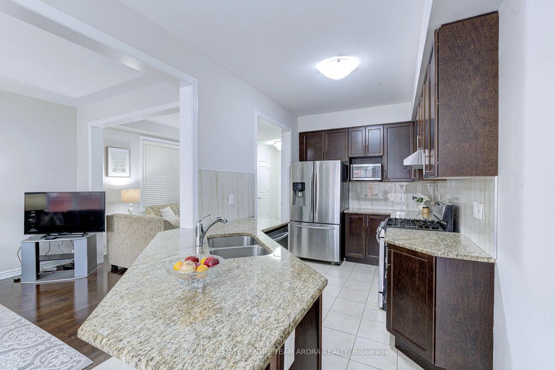 Photo 9 of 66 Swanton Road, Brampton, Credit Valley — HOMEH