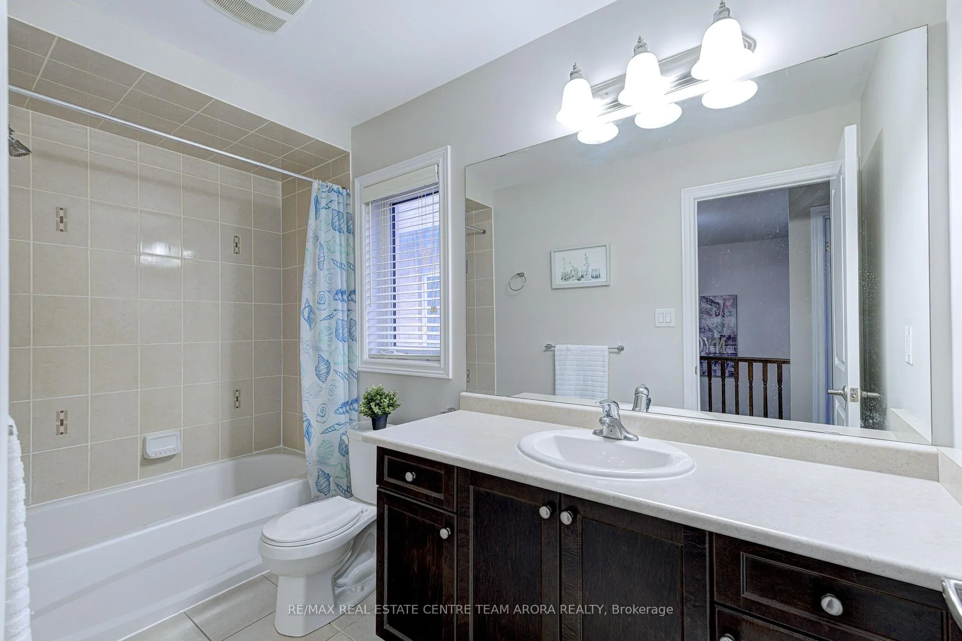 Photo 23 of 66 Swanton Road, Brampton, Credit Valley — HOMEH