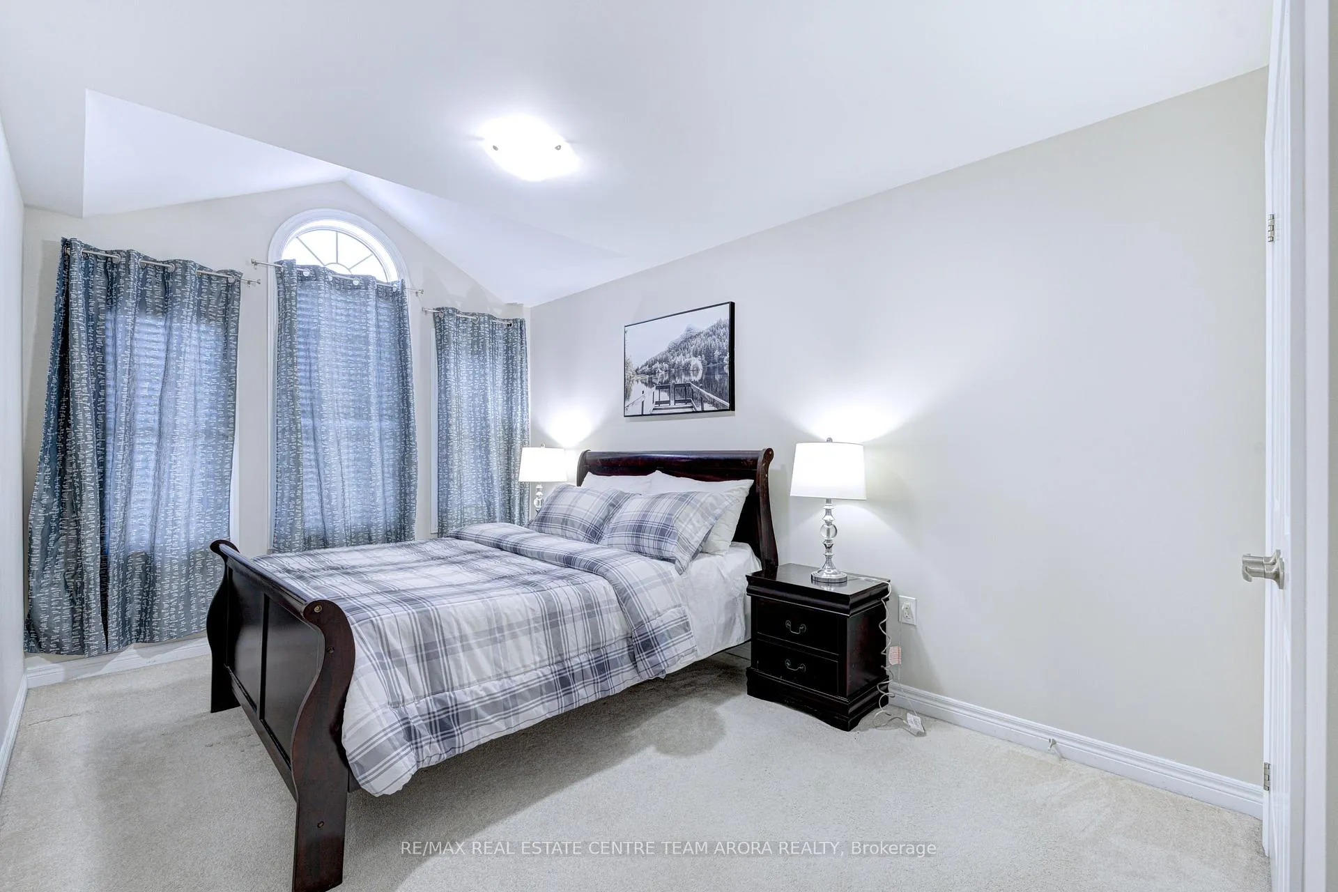 Photo 24 of 66 Swanton Road, Brampton, Credit Valley — HOMEH