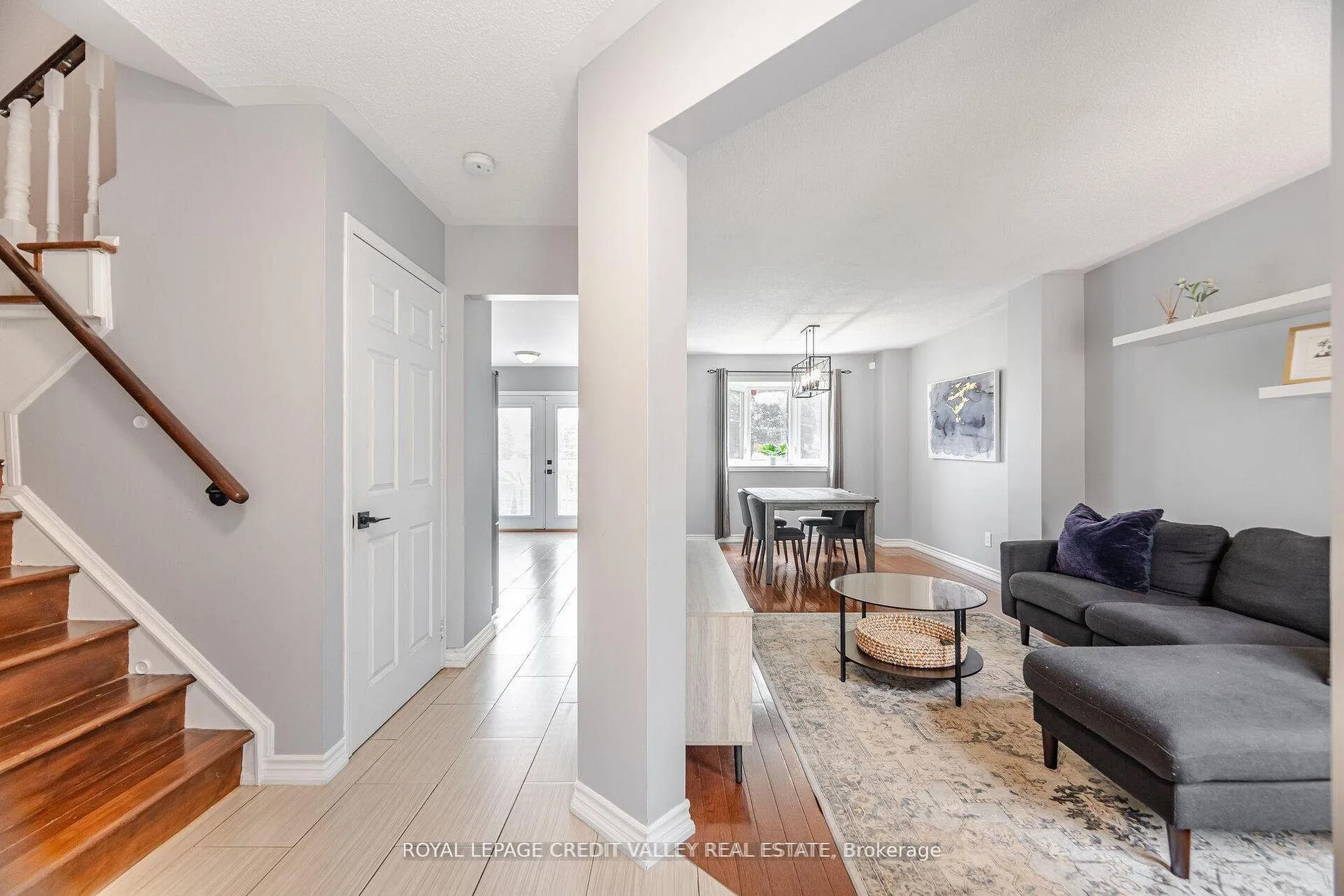 Photo 7 of 56 Valonia Drive, Brampton, Brampton North — HOMEH