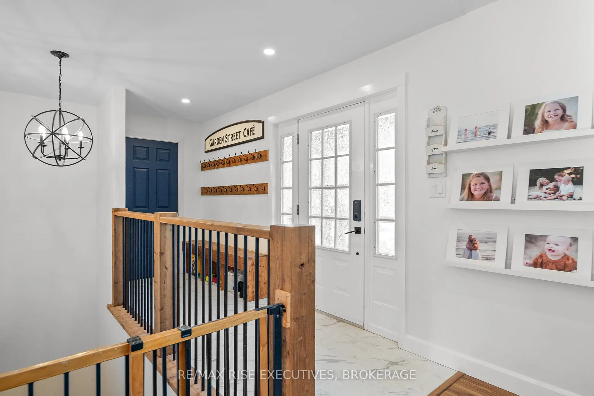 Photo 3 of 4251 Florida Road, Kingston, City North of 401 — HOMEH