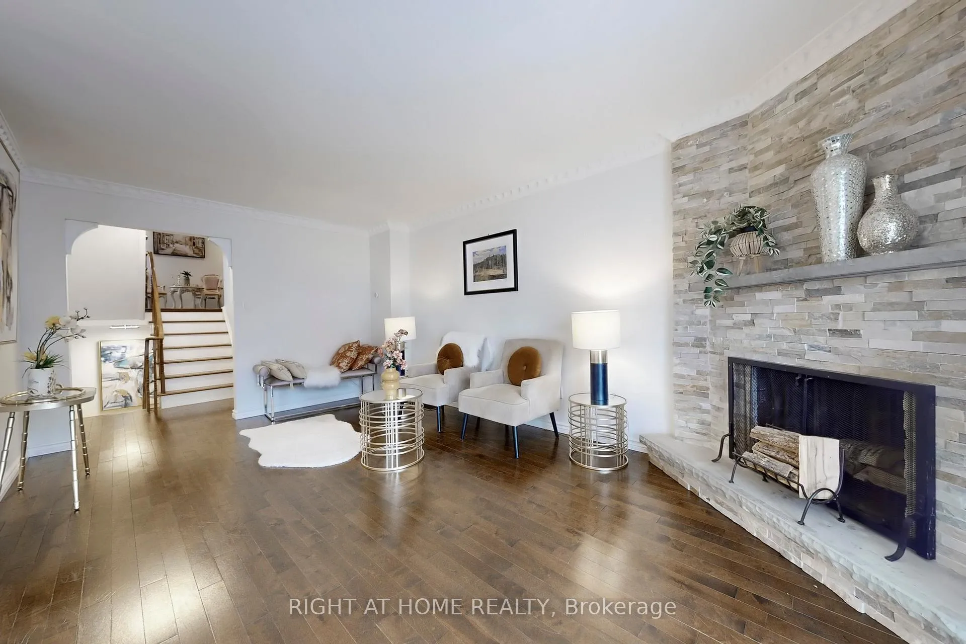 Photo 9 of 4151 Quaker Hill Drive, Mississauga, Creditview — HOMEH