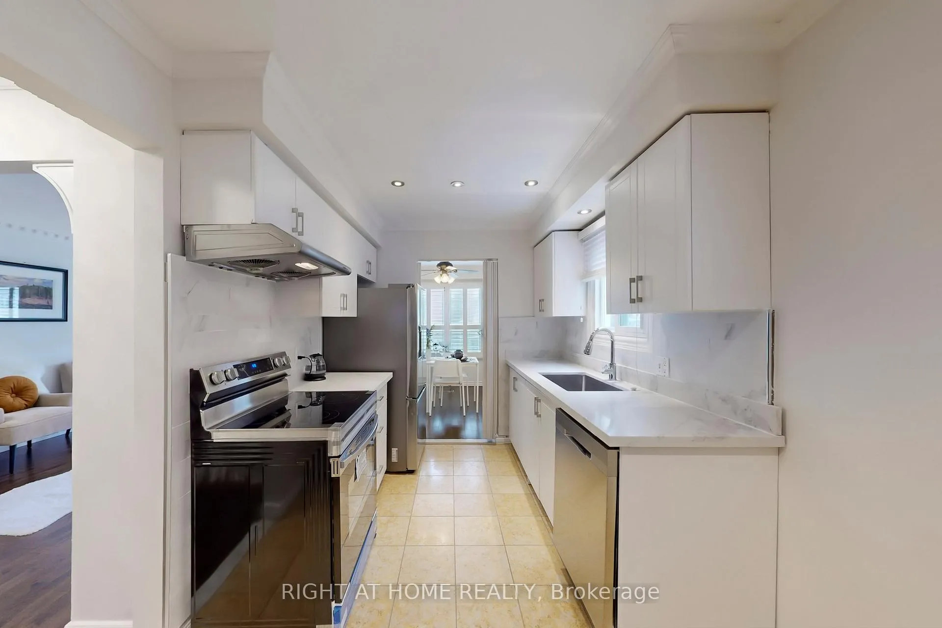 Photo 15 of 4151 Quaker Hill Drive, Mississauga, Creditview — HOMEH