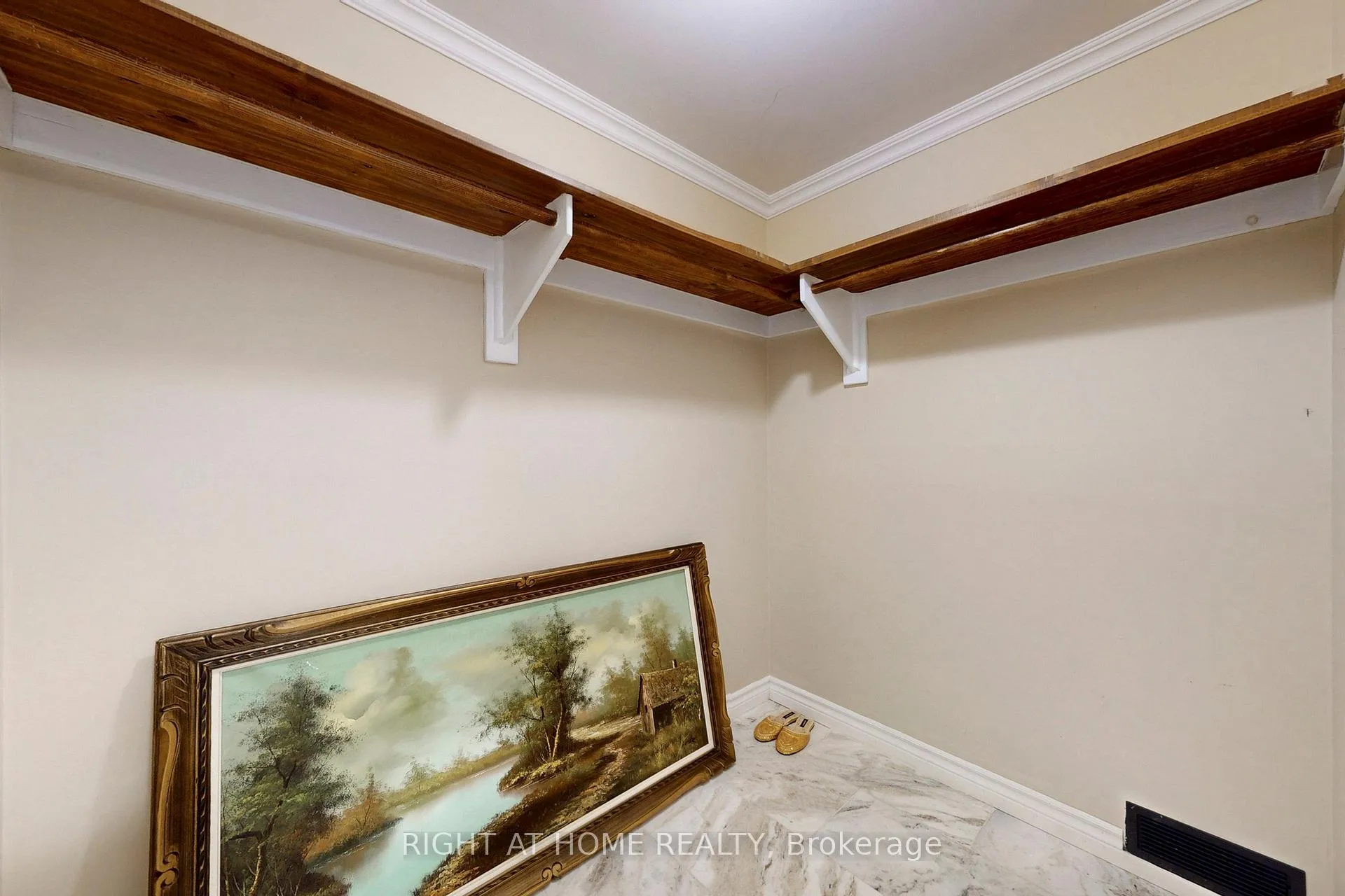 Photo 34 of 4151 Quaker Hill Drive, Mississauga, Creditview — HOMEH