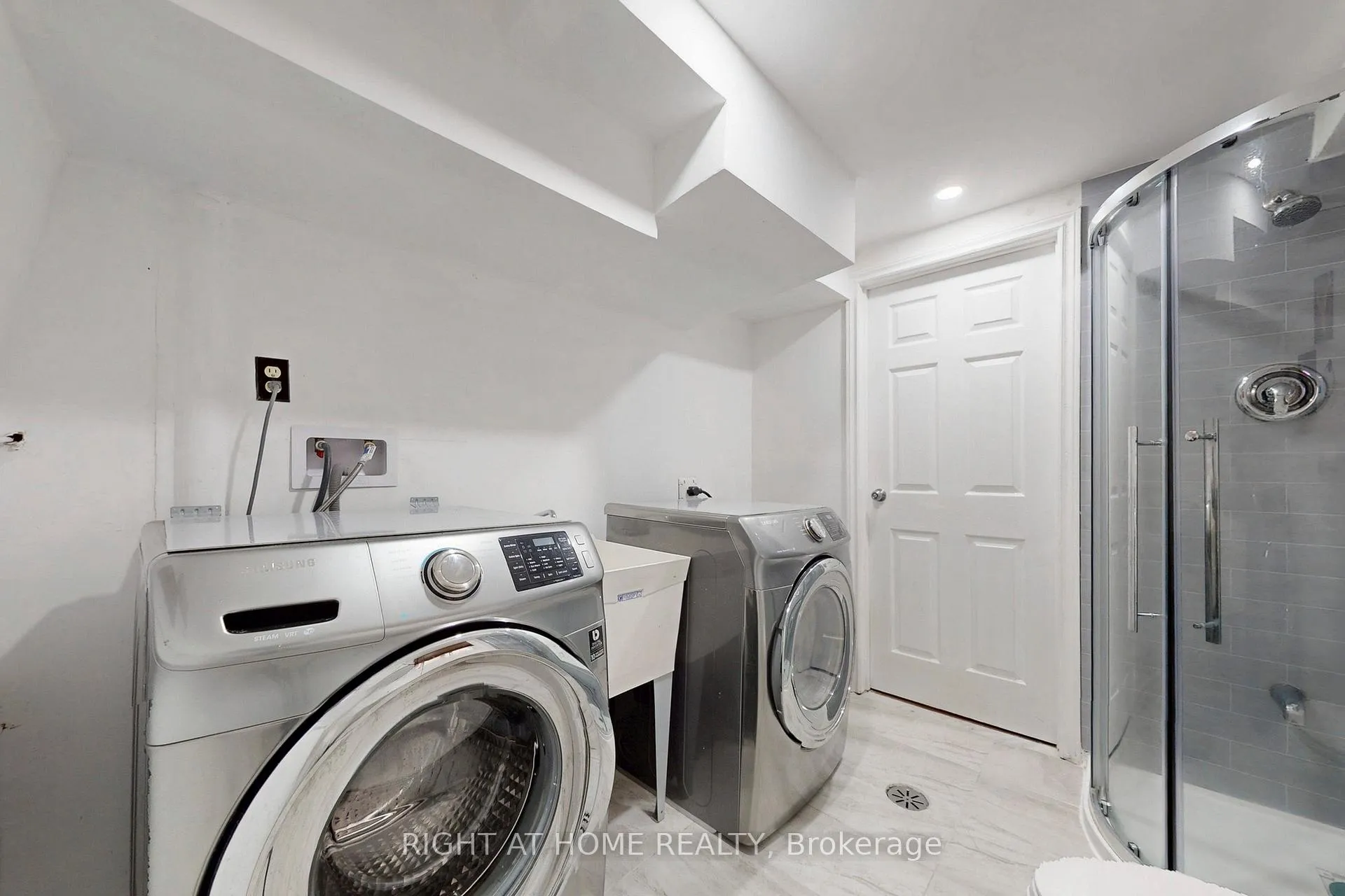 Photo 44 of 4151 Quaker Hill Drive, Mississauga, Creditview — HOMEH