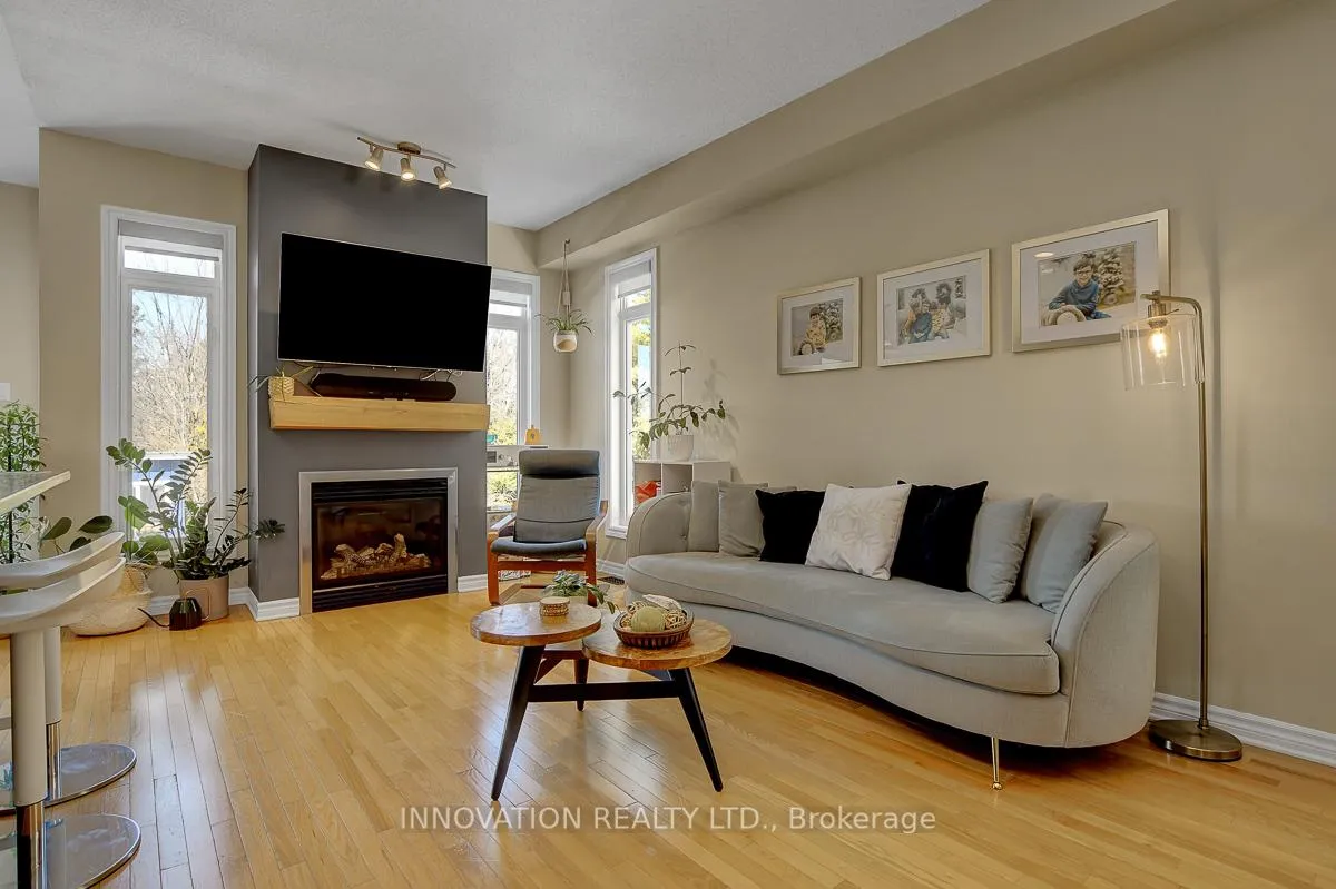 Photo 8 of 459 Foxhall Way, Ottawa, Kanata - Bridlewood — HOMEH