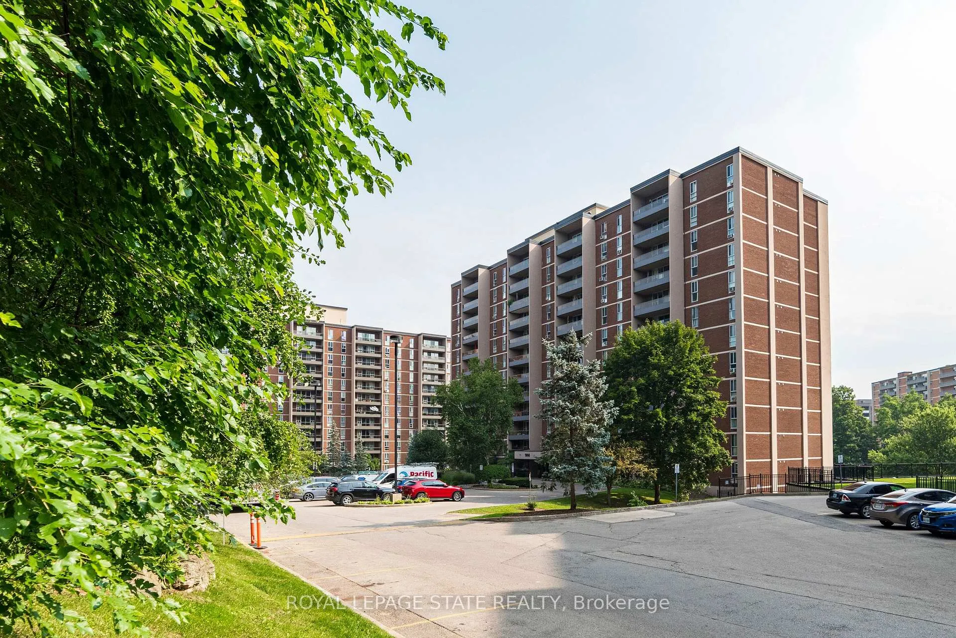 Front of Unit 1102, 1966 Main Street W