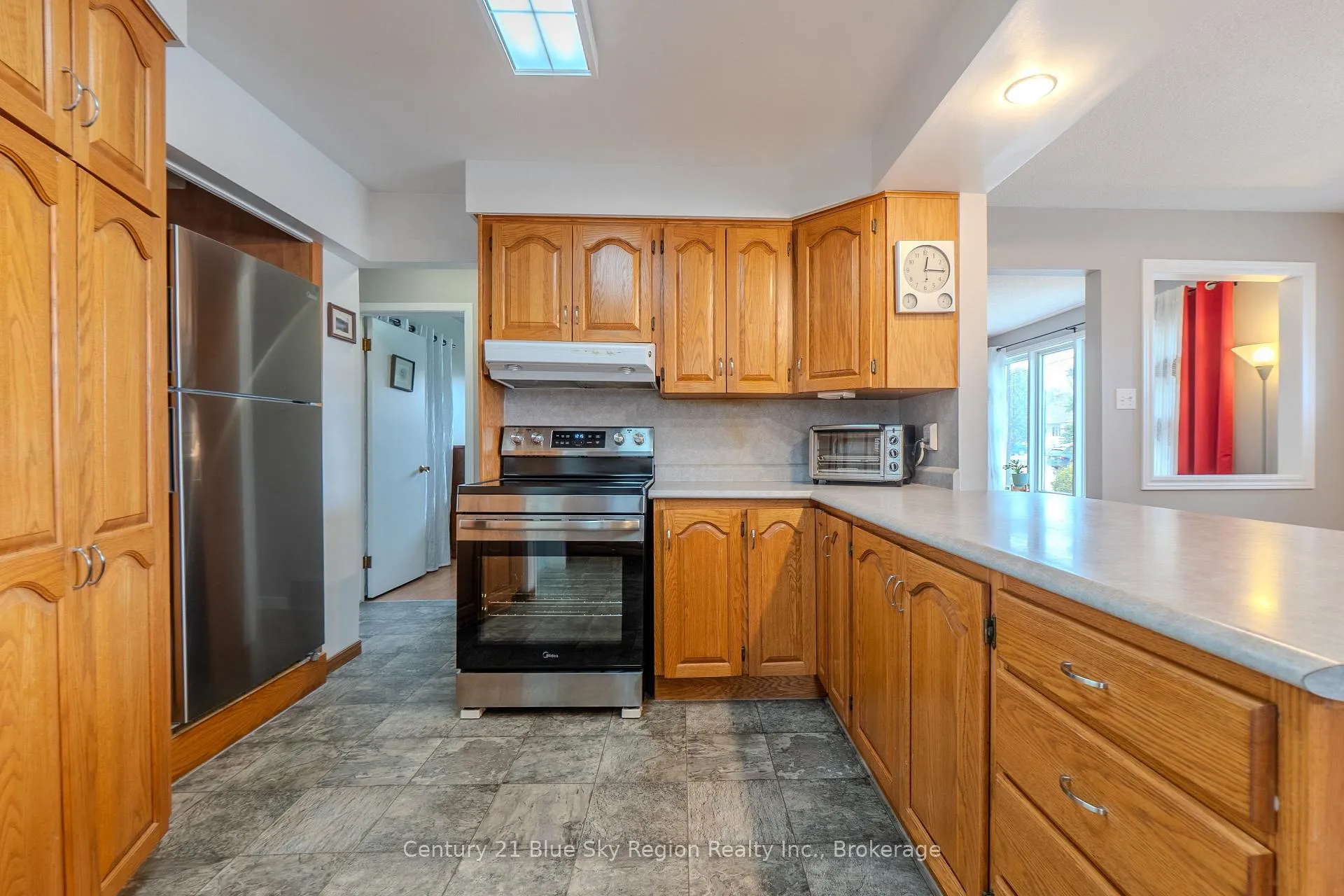 Photo 9 of 755 Danforth Avenue, Sudbury Remote Area — HOMEH