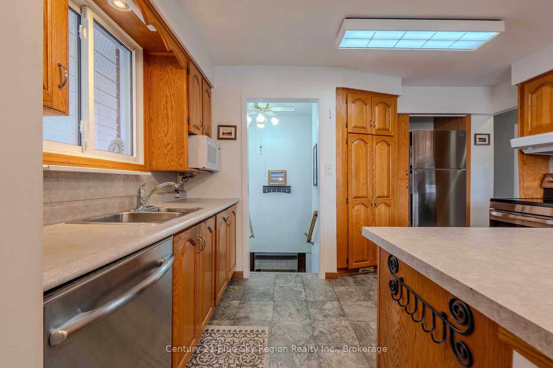 Photo 11 of 755 Danforth Avenue, Sudbury Remote Area — HOMEH