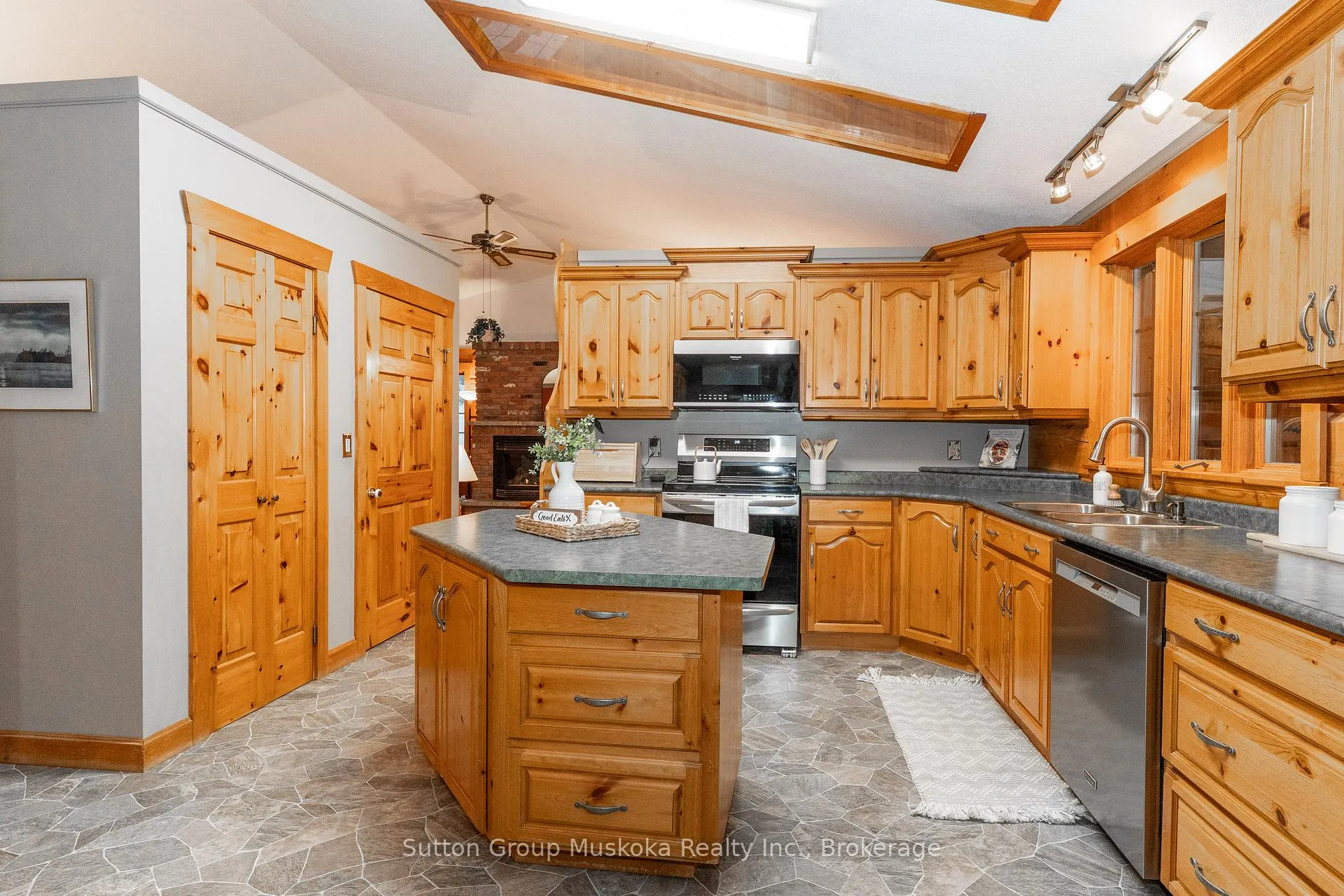 Photo 18 of 243 Owl Lake Road, Armour — HOMEH