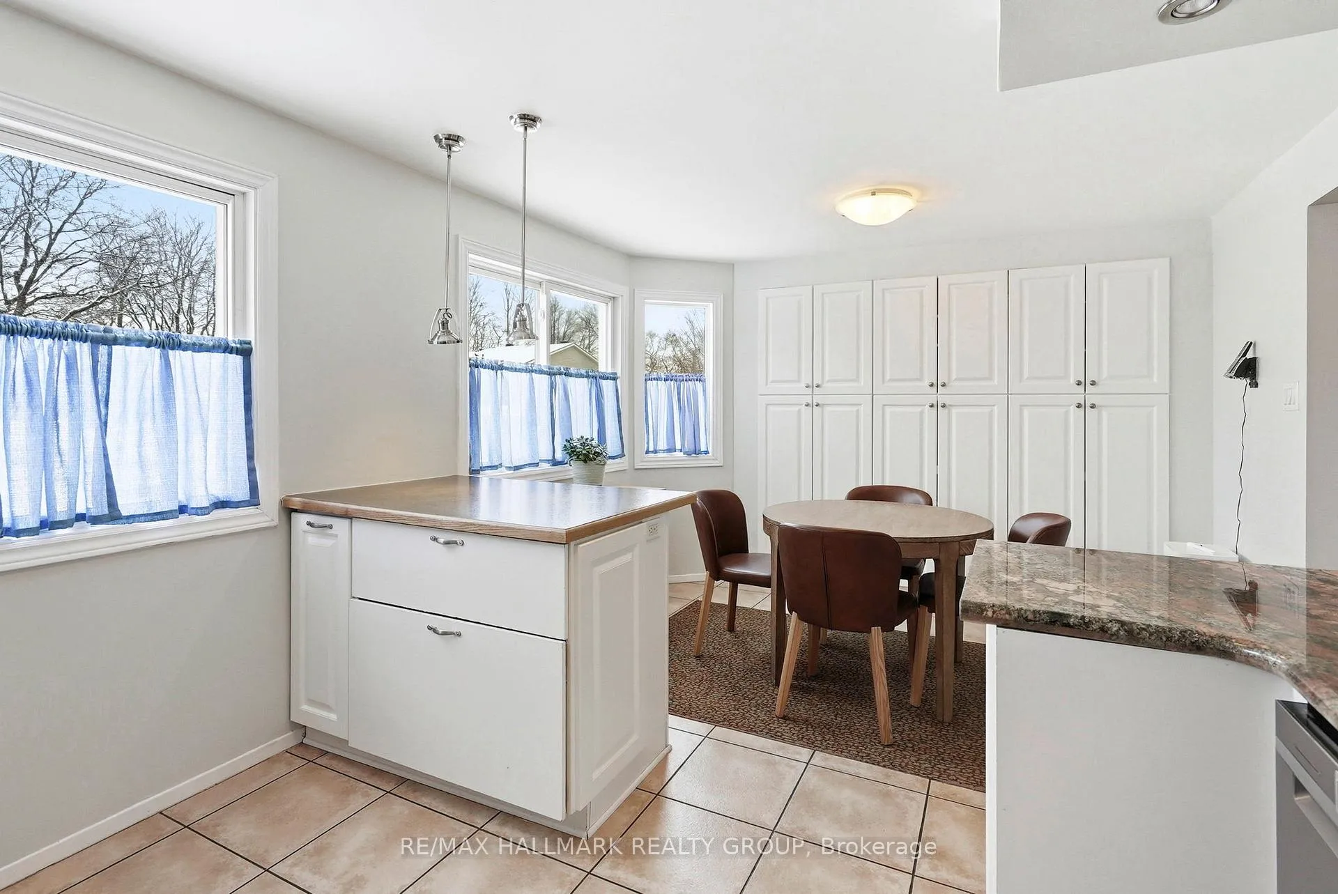 Photo 13 of 6935 Du Bois Avenue, Ottawa, Convent Glen North — HOMEH