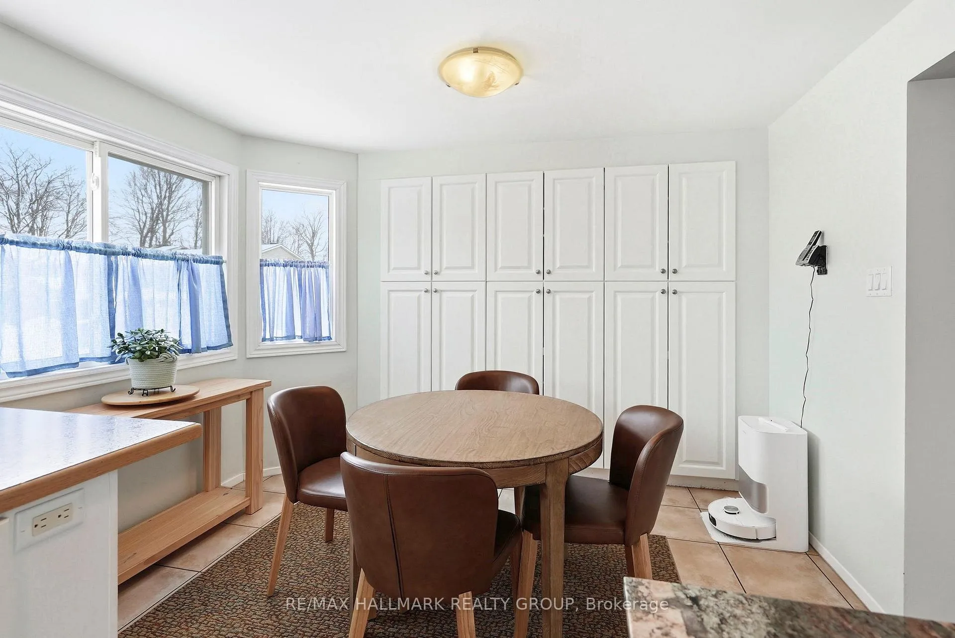 Photo 14 of 6935 Du Bois Avenue, Ottawa, Convent Glen North — HOMEH