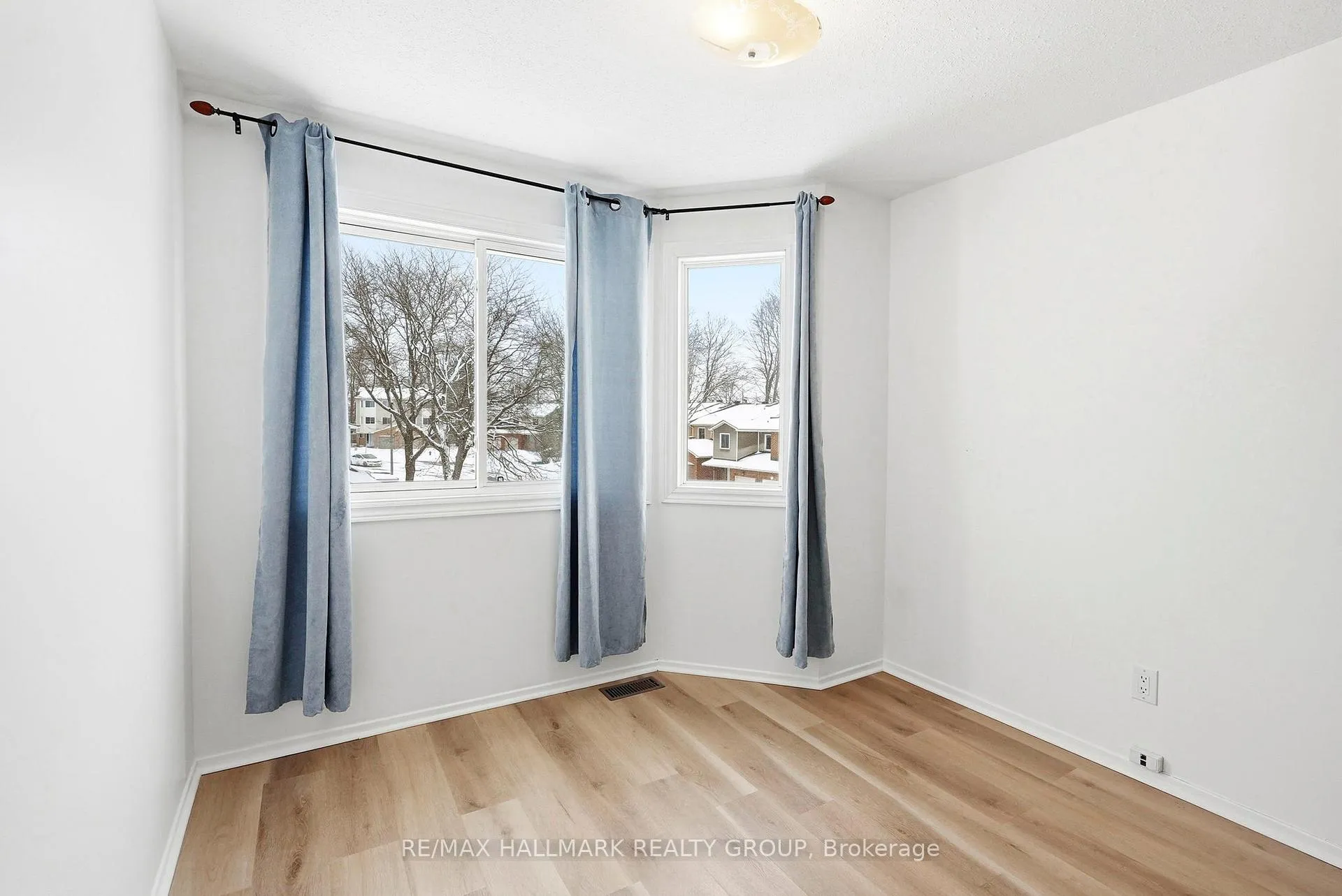 Photo 25 of 6935 Du Bois Avenue, Ottawa, Convent Glen North — HOMEH