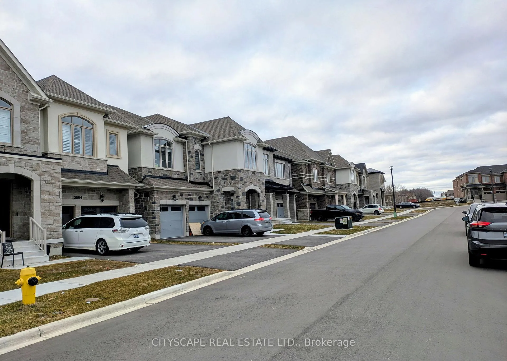 Photo 3 of 2862 Shortreed Gardens, Pickering, Rural Pickering — HOMEH