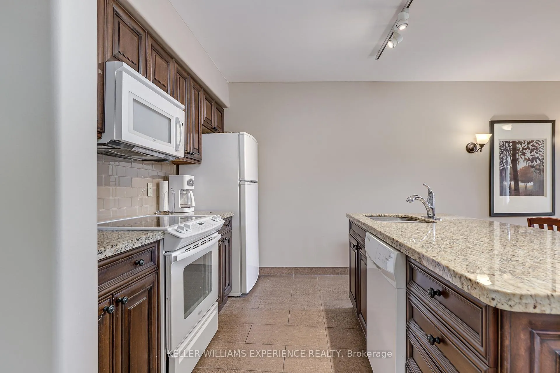 Photo 9 of Unit #2284, 90 Highland Drive, Oro-Medonte, Horseshoe Valley — HOMEH