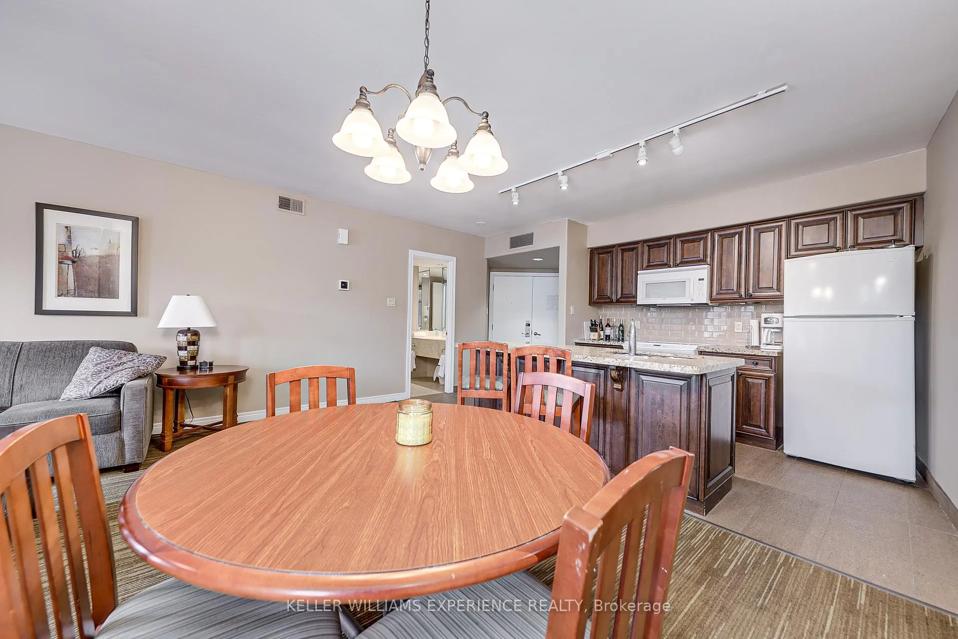 Photo 17 of Unit #2284, 90 Highland Drive, Oro-Medonte, Horseshoe Valley — HOMEH