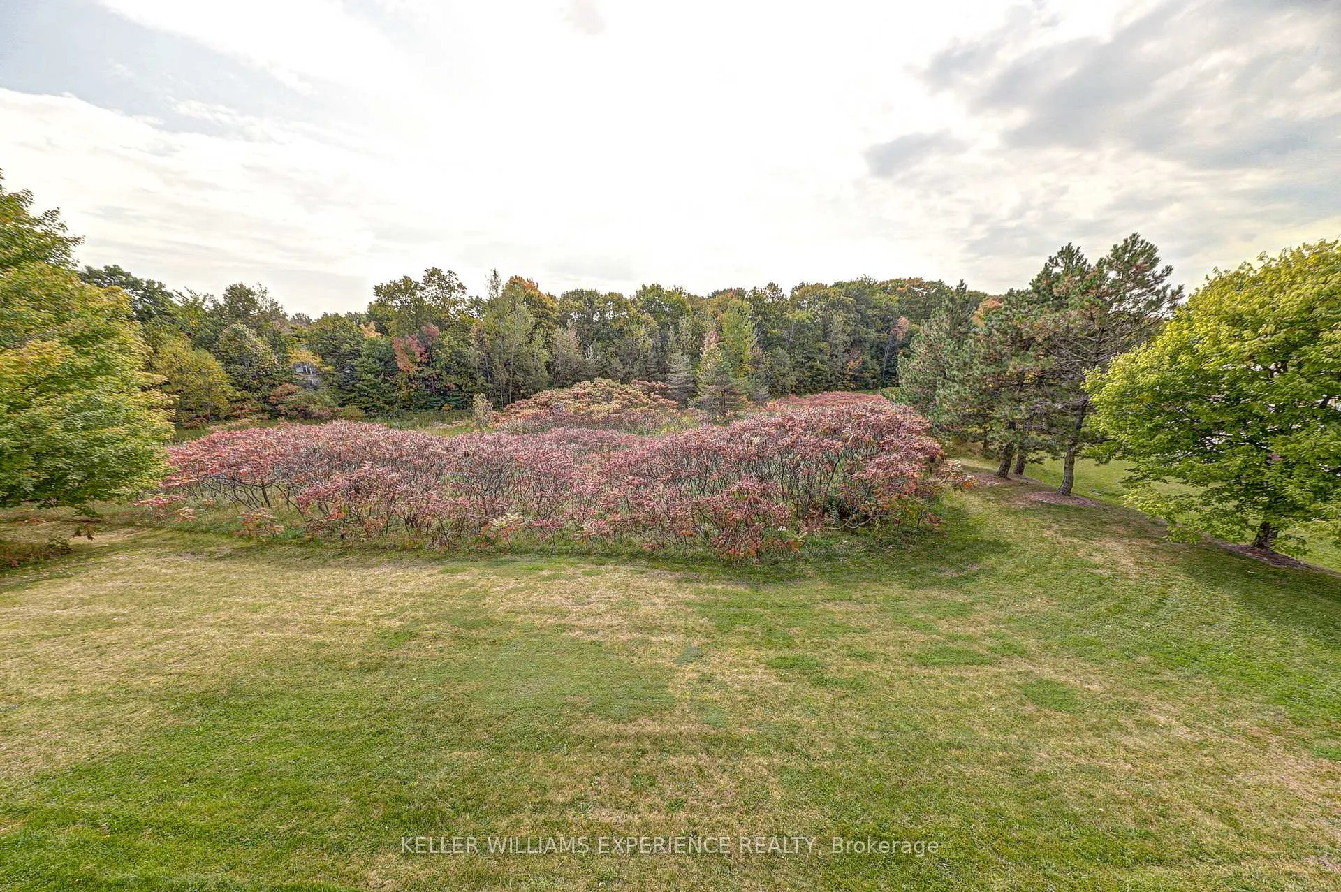 Photo 35 of Unit #2284, 90 Highland Drive, Oro-Medonte, Horseshoe Valley — HOMEH
