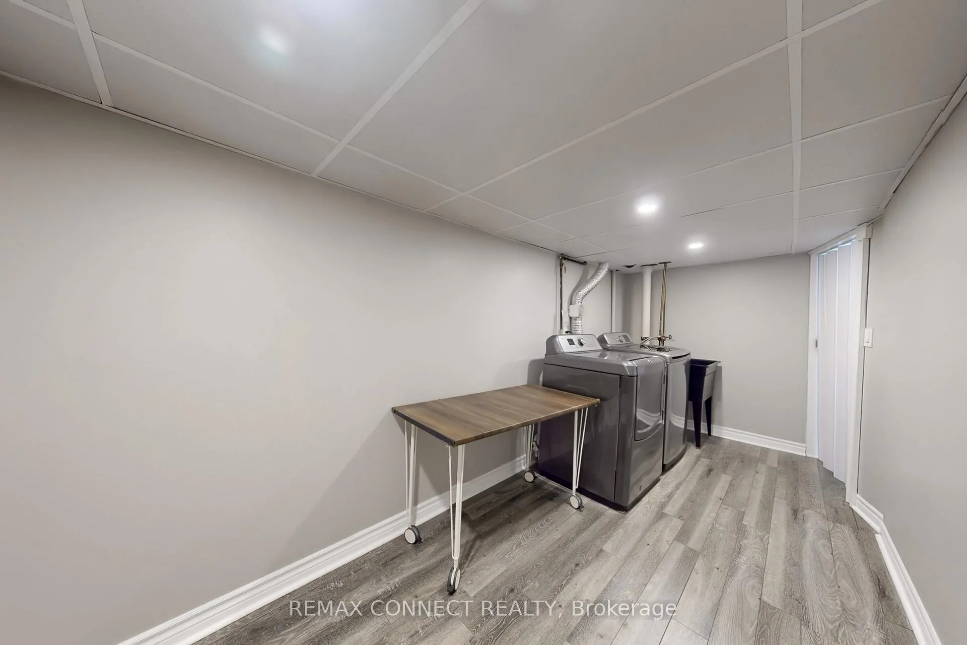 Photo 22 of Unit Bsmt, 326 Rosedale Drive W, Whitby, Downtown Whitby — HOMEH