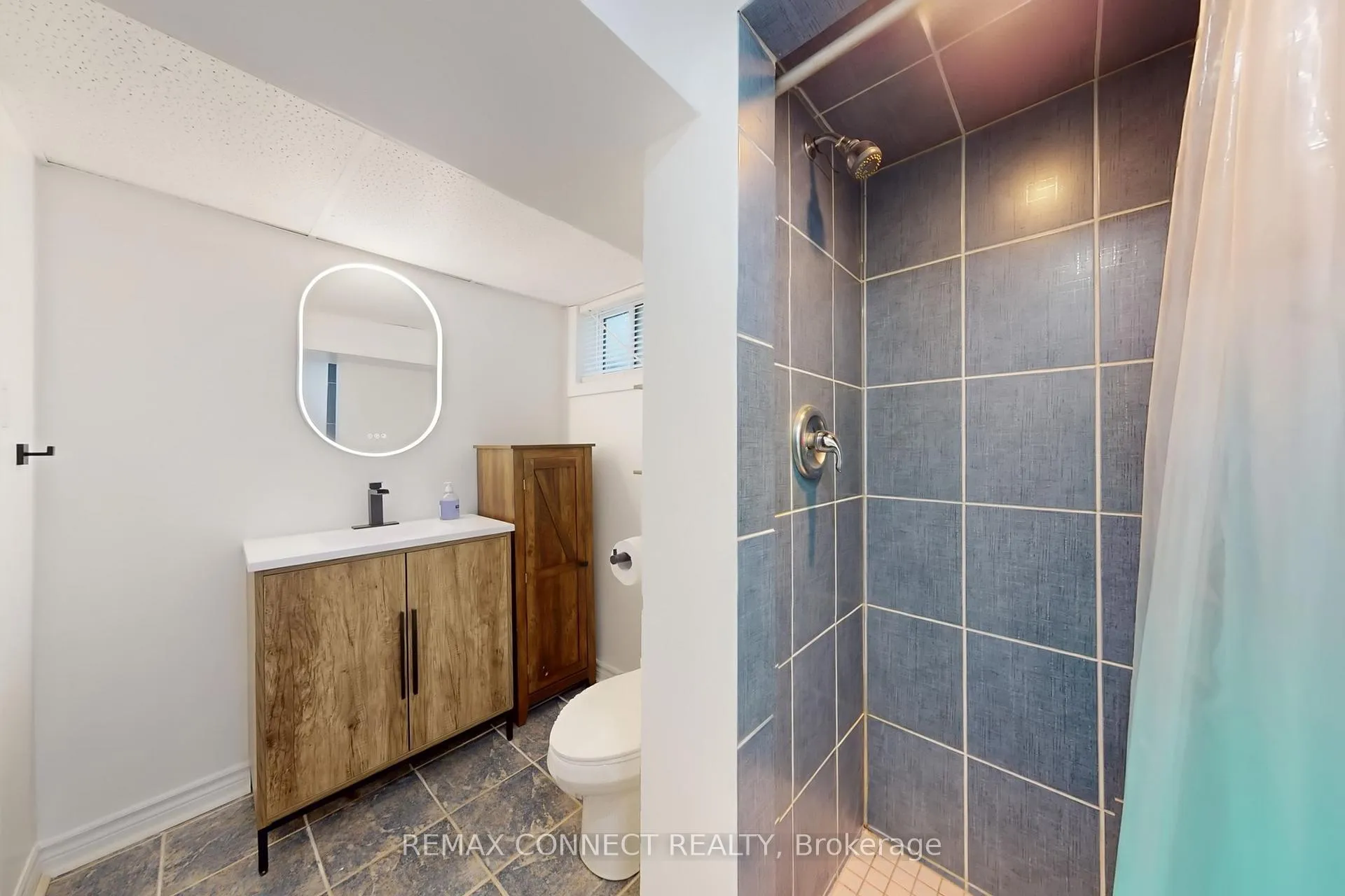 Photo 24 of Unit Bsmt, 326 Rosedale Drive W, Whitby, Downtown Whitby — HOMEH