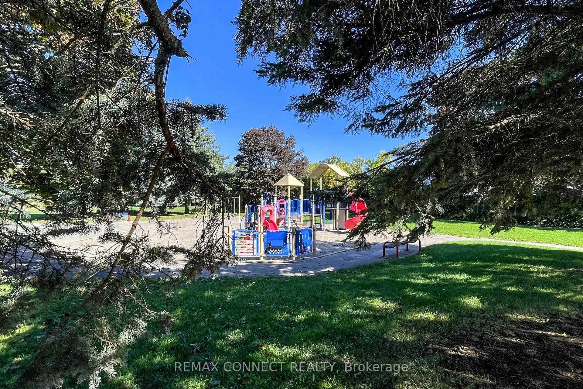 Photo 32 of Unit Bsmt, 326 Rosedale Drive W, Whitby, Downtown Whitby — HOMEH