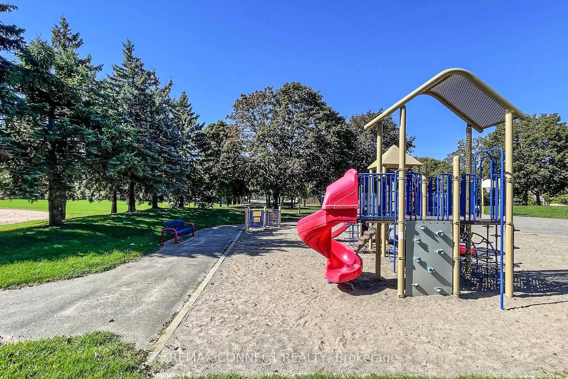 Photo 34 of Unit Bsmt, 326 Rosedale Drive W, Whitby, Downtown Whitby — HOMEH
