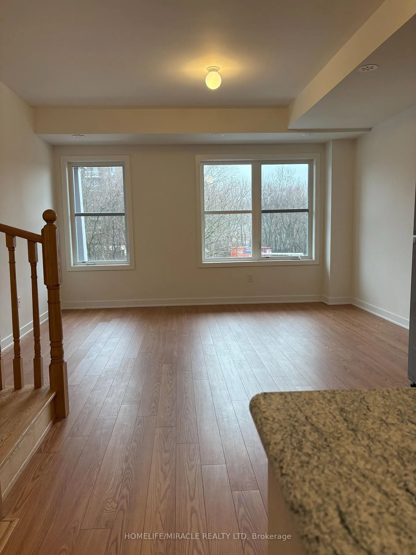 Photo 22 of Unit 211, 15100 Yonge Street, Aurora, Aurora Village — HOMEH