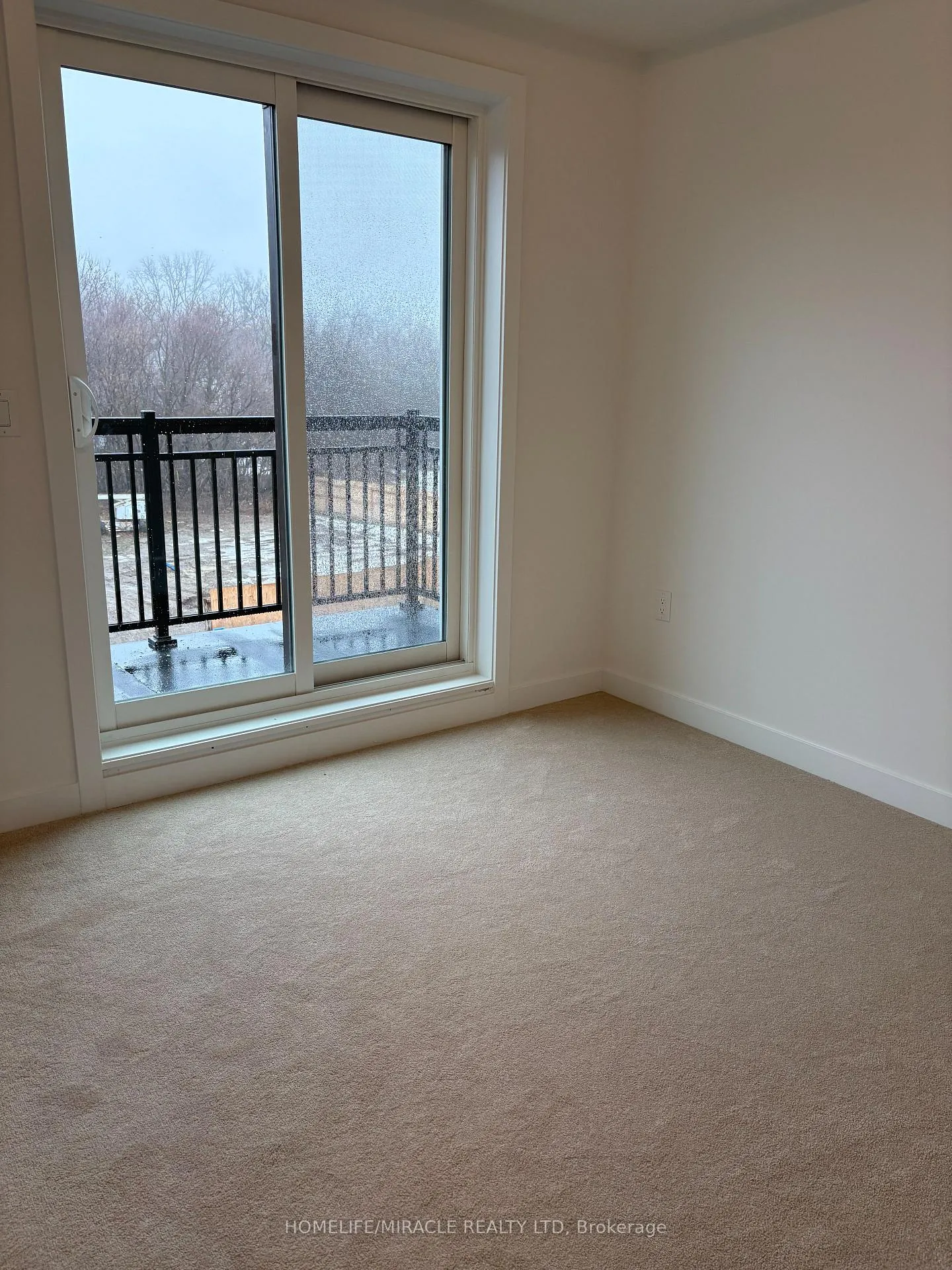 Photo 26 of Unit 211, 15100 Yonge Street, Aurora, Aurora Village — HOMEH