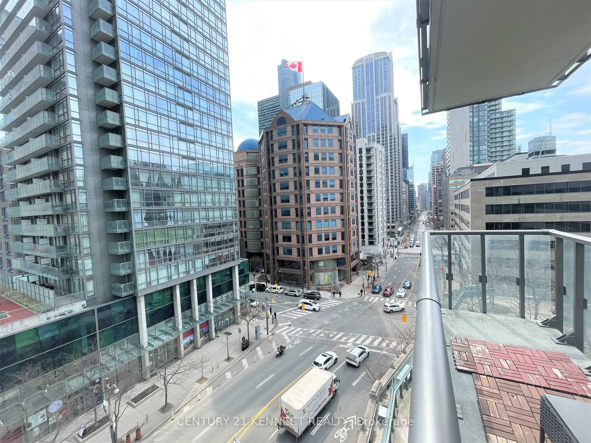 Photo 13 of Unit 608, 832 Bay Street, Toronto, Bay Street Corridor — HOMEH