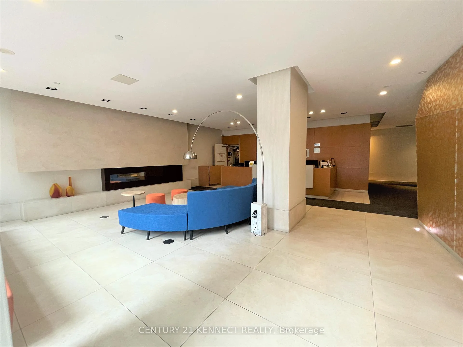 Photo 15 of Unit 608, 832 Bay Street, Toronto, Bay Street Corridor — HOMEH