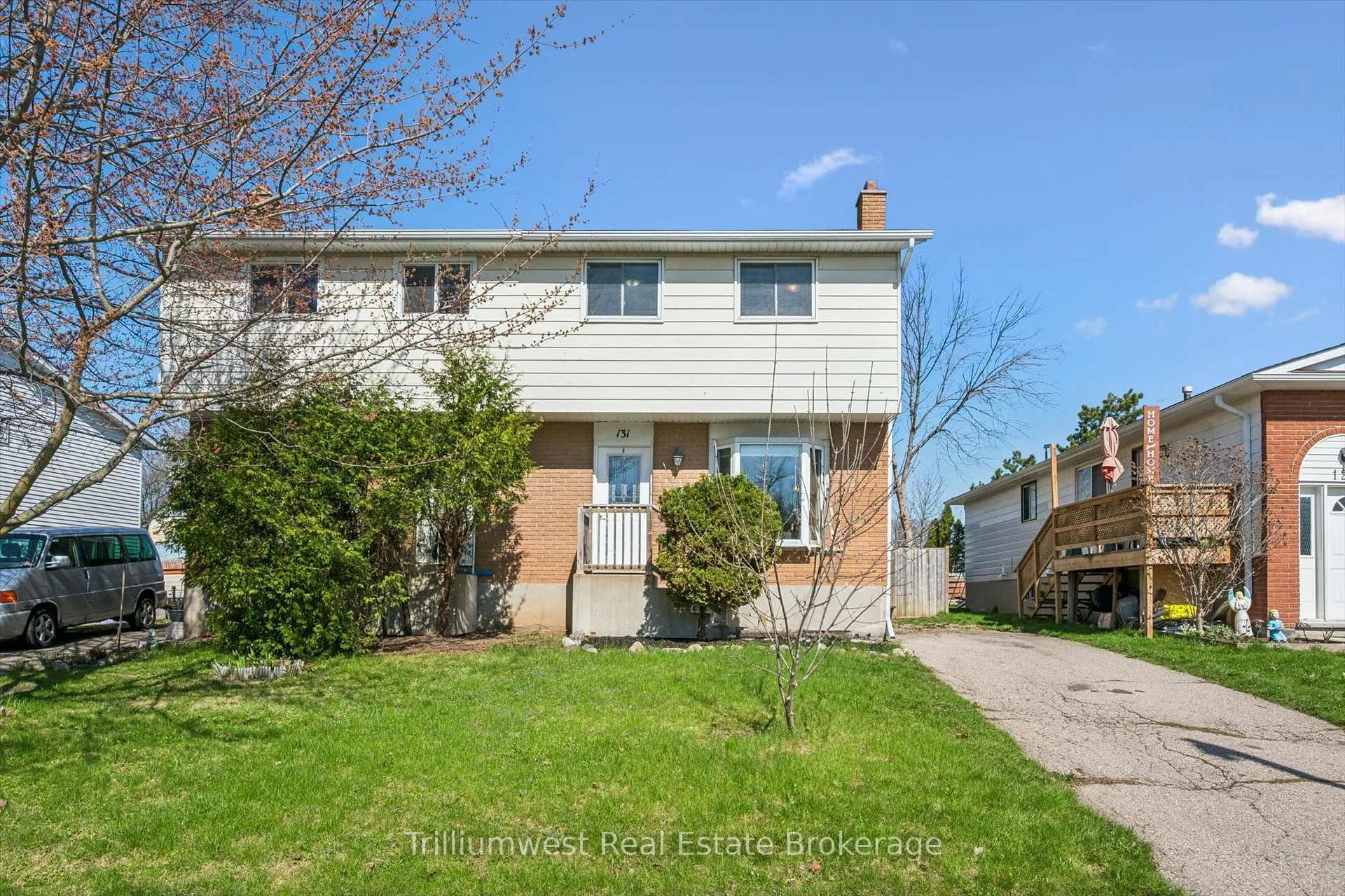 Photo 1 of 131 Sanderson Drive, Guelph, Willow West/Sugarbush/West Acres — HOMEH