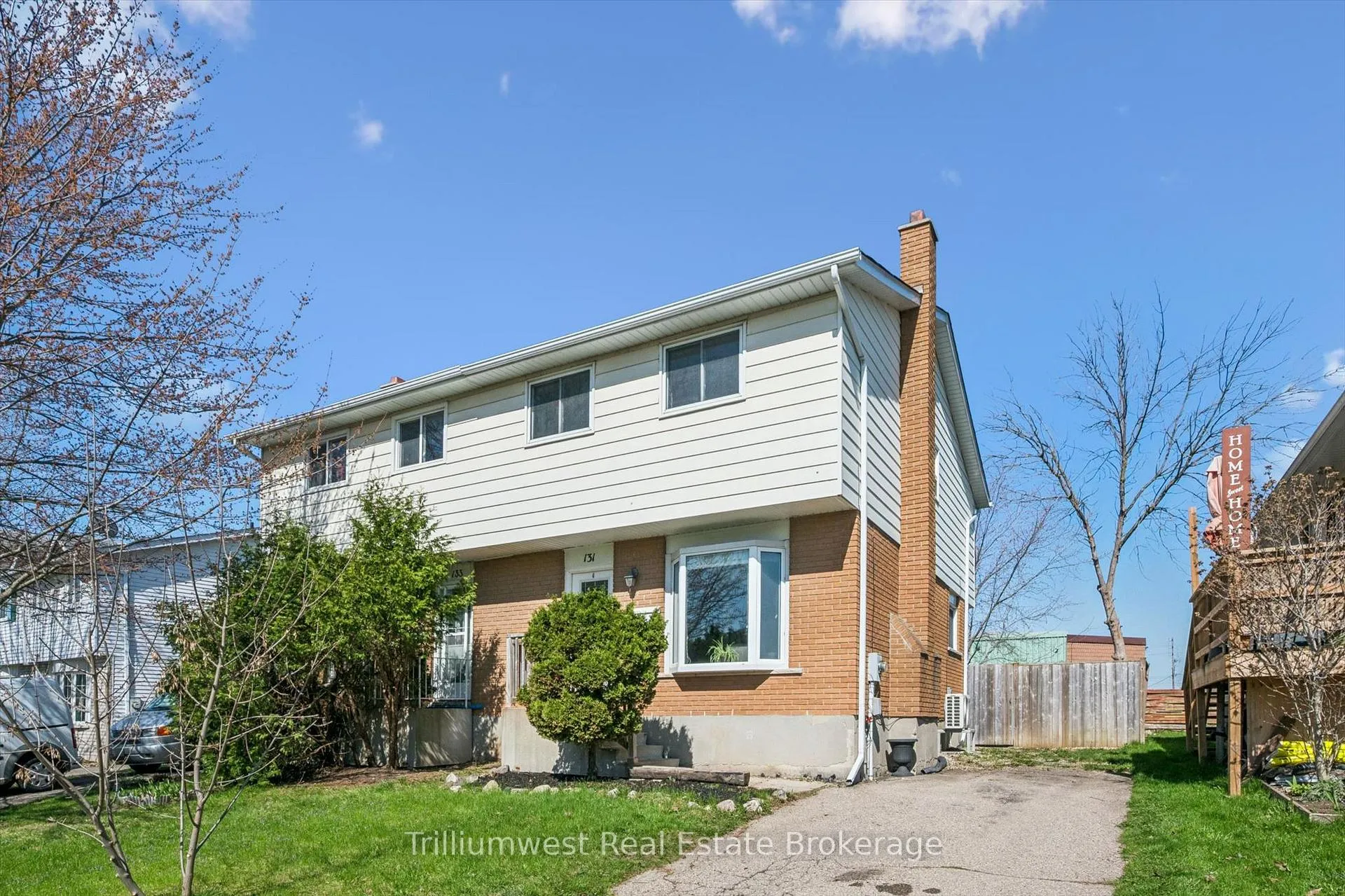 Photo 2 of 131 Sanderson Drive, Guelph, Willow West/Sugarbush/West Acres — HOMEH
