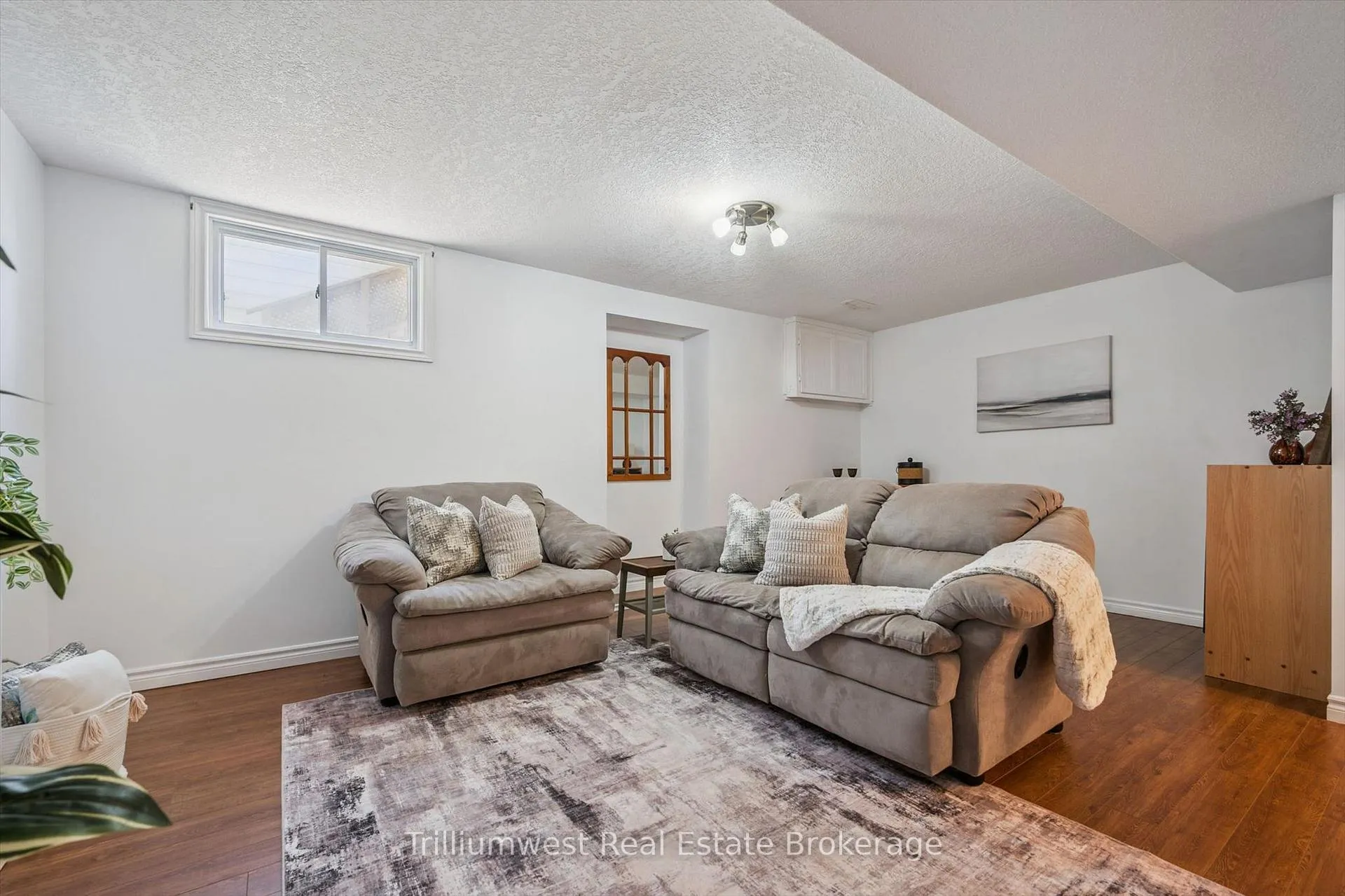 Photo 29 of 131 Sanderson Drive, Guelph, Willow West/Sugarbush/West Acres — HOMEH