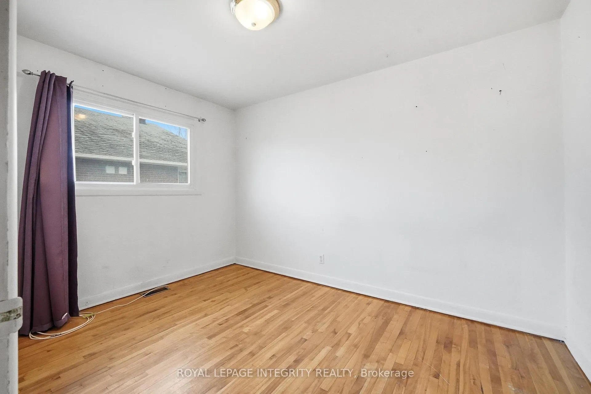 Photo 19 of 754 Cummings Avenue, Ottawa, Castle Heights/Rideau High — HOMEH
