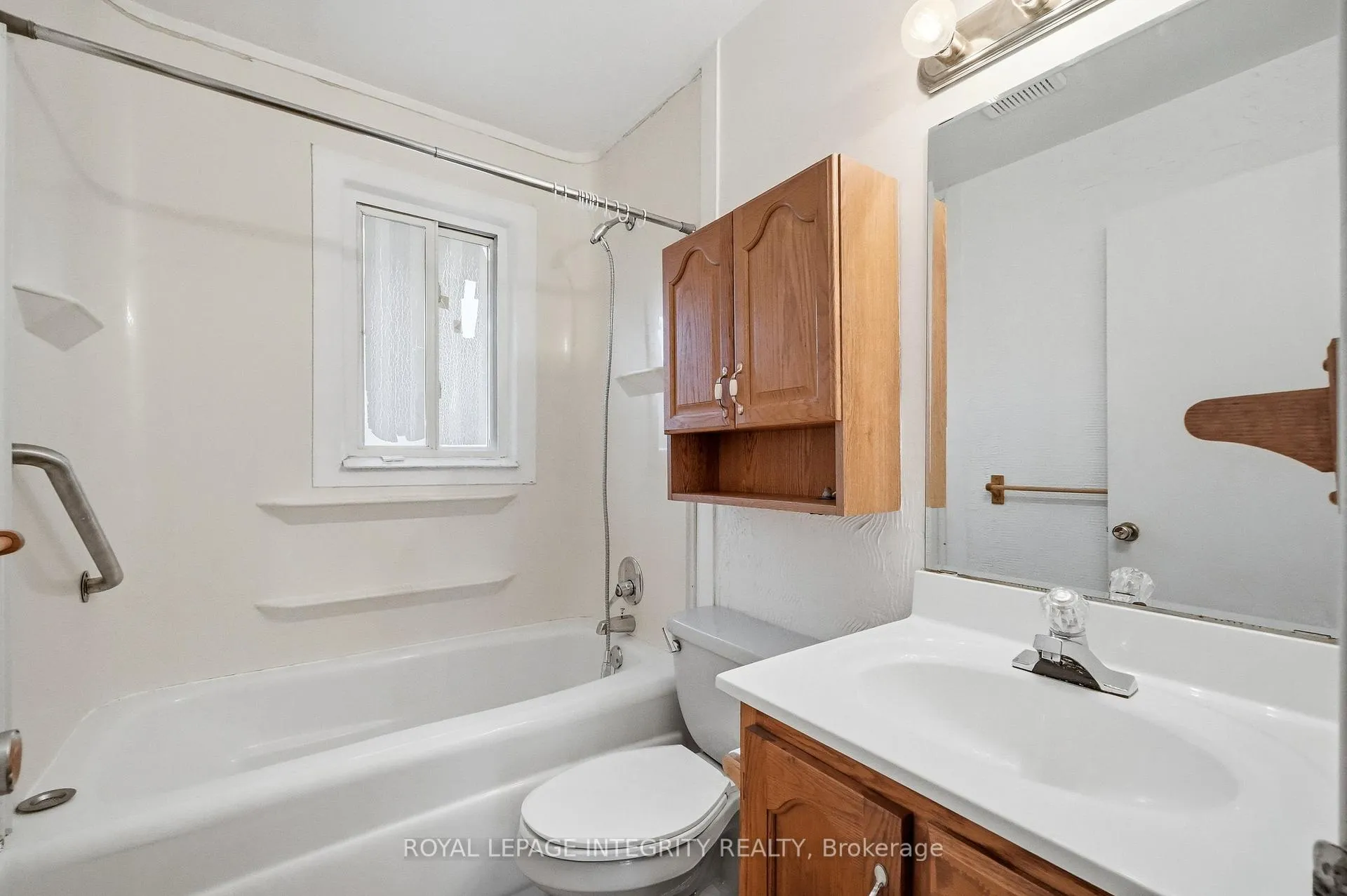Photo 23 of 754 Cummings Avenue, Ottawa, Castle Heights/Rideau High — HOMEH