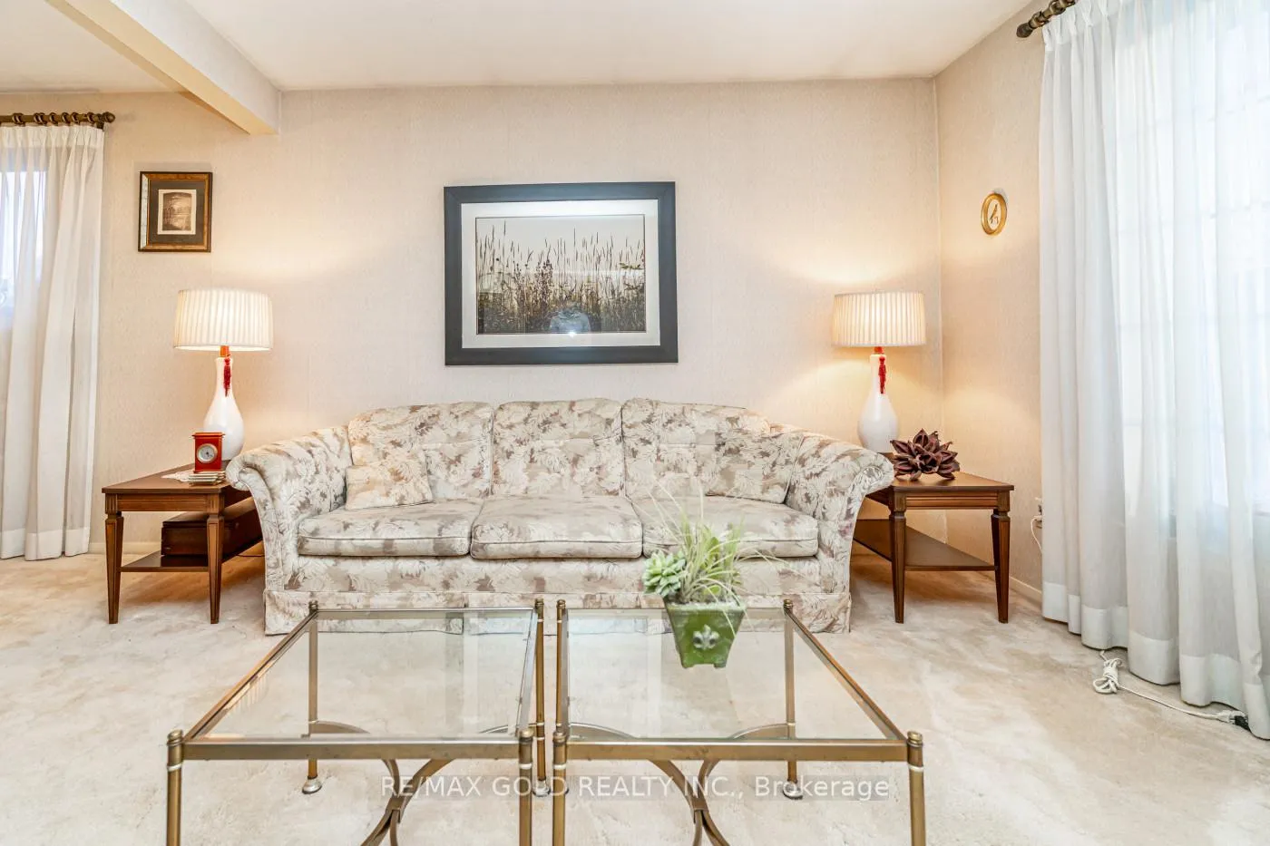 Photo 10 of 6 Eldon Court, Brampton, Southgate — HOMEH