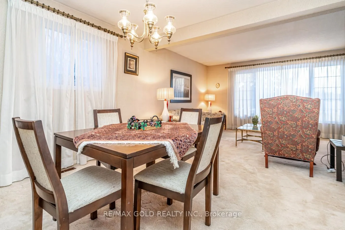 Photo 13 of 6 Eldon Court, Brampton, Southgate — HOMEH