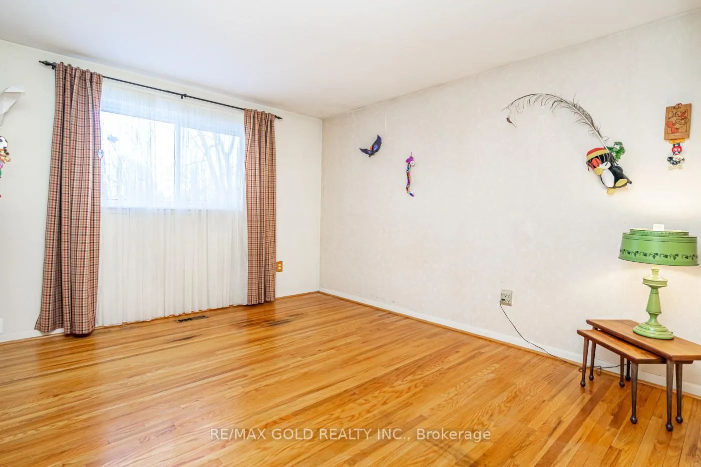 Photo 23 of 6 Eldon Court, Brampton, Southgate — HOMEH