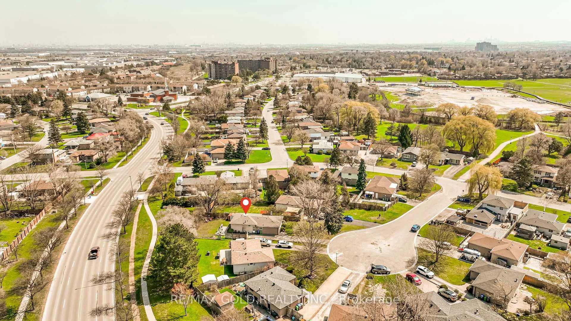 Photo 43 of 6 Eldon Court, Brampton, Southgate — HOMEH